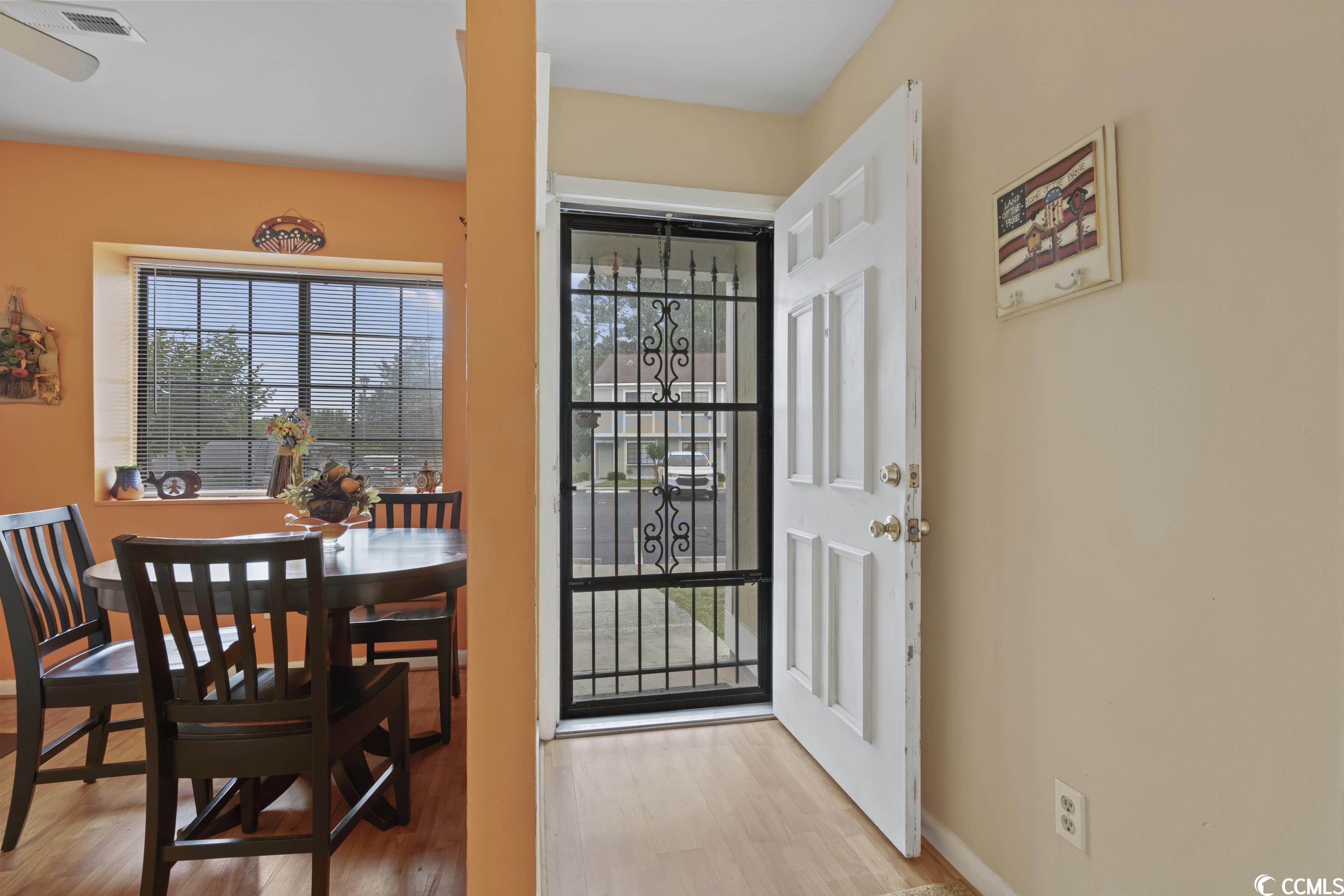 1210 Pinegrove Dr. Unit: H