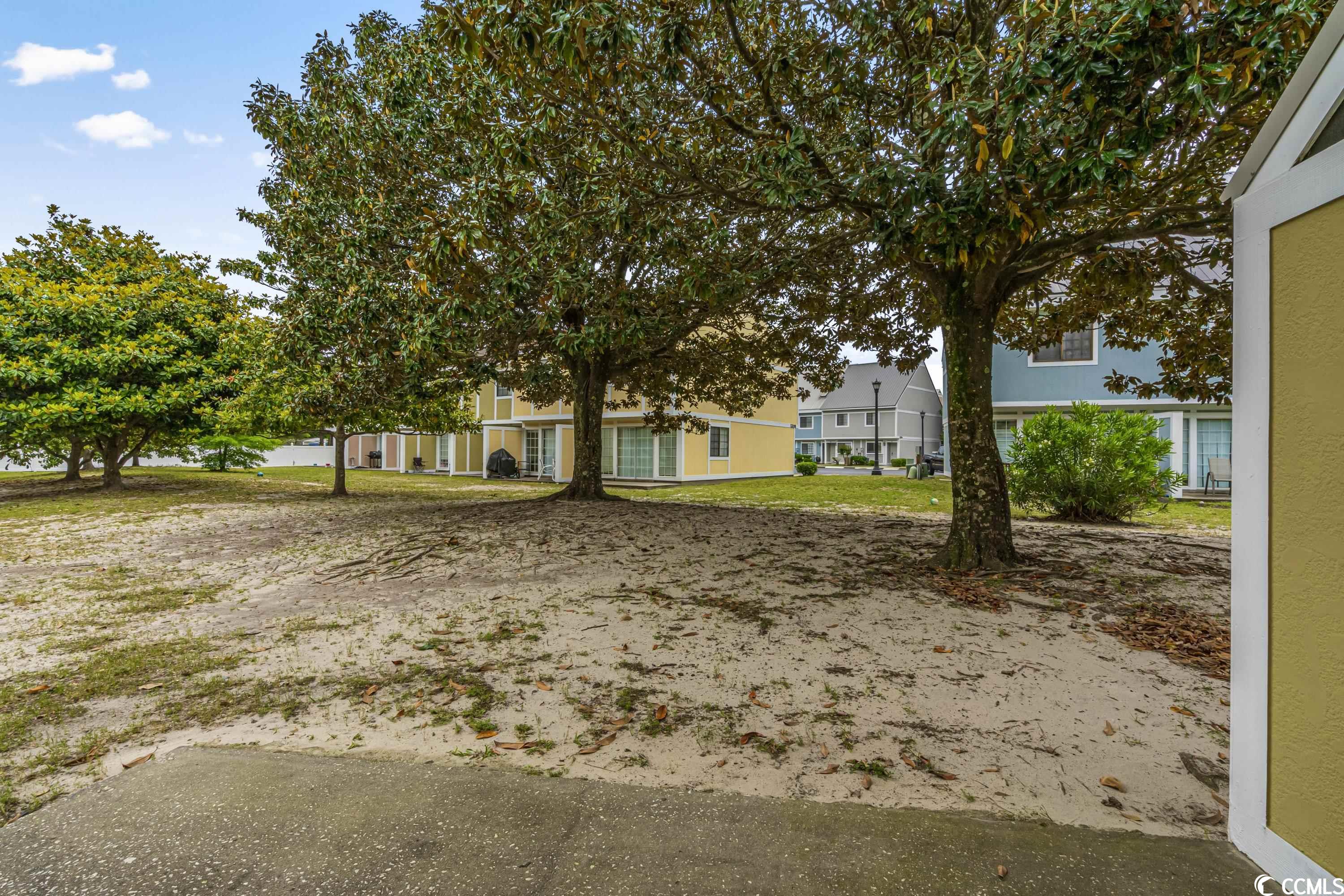 1210 Pinegrove Dr. Unit: H