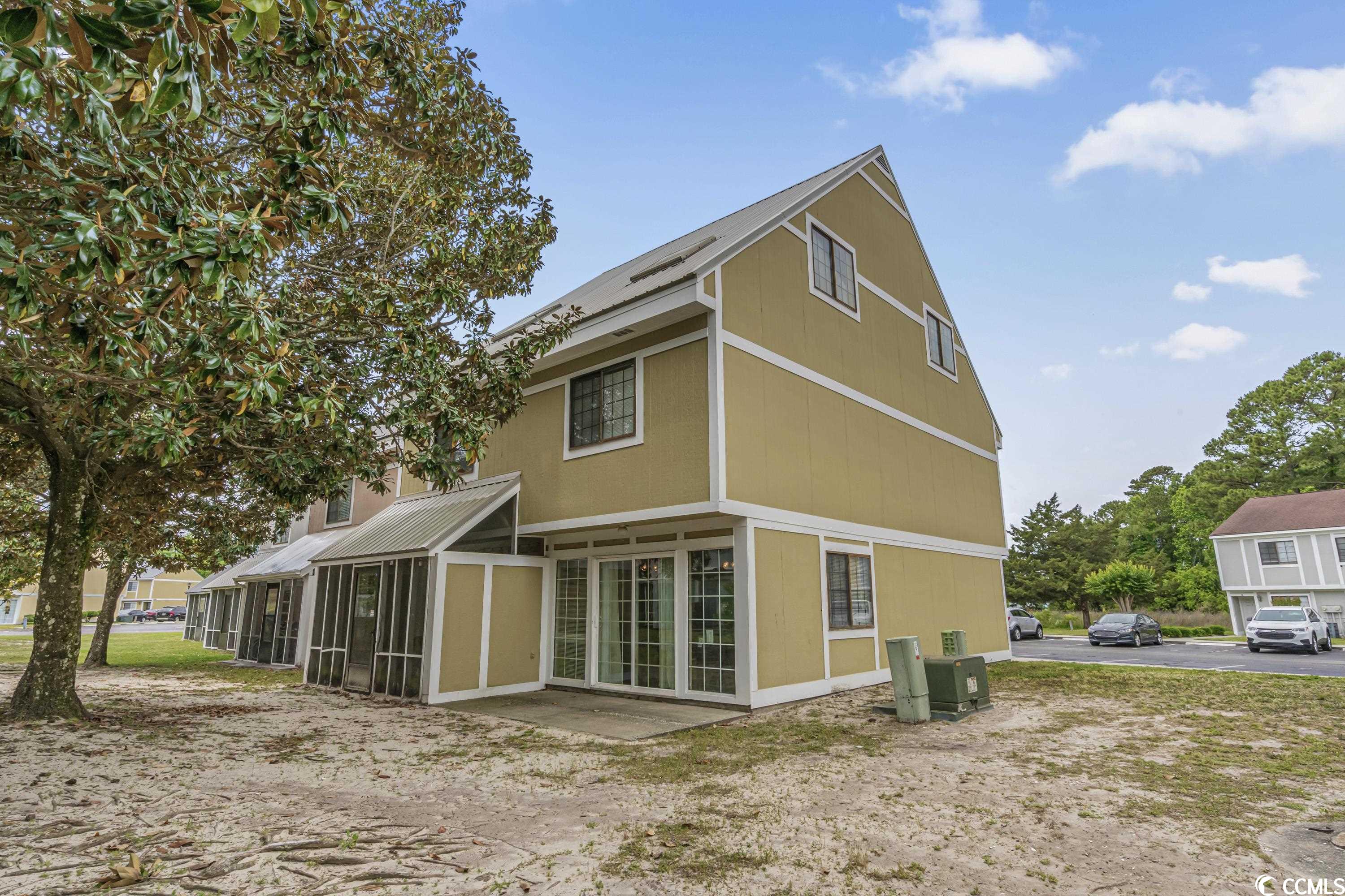 1210 Pinegrove Dr. Unit: H