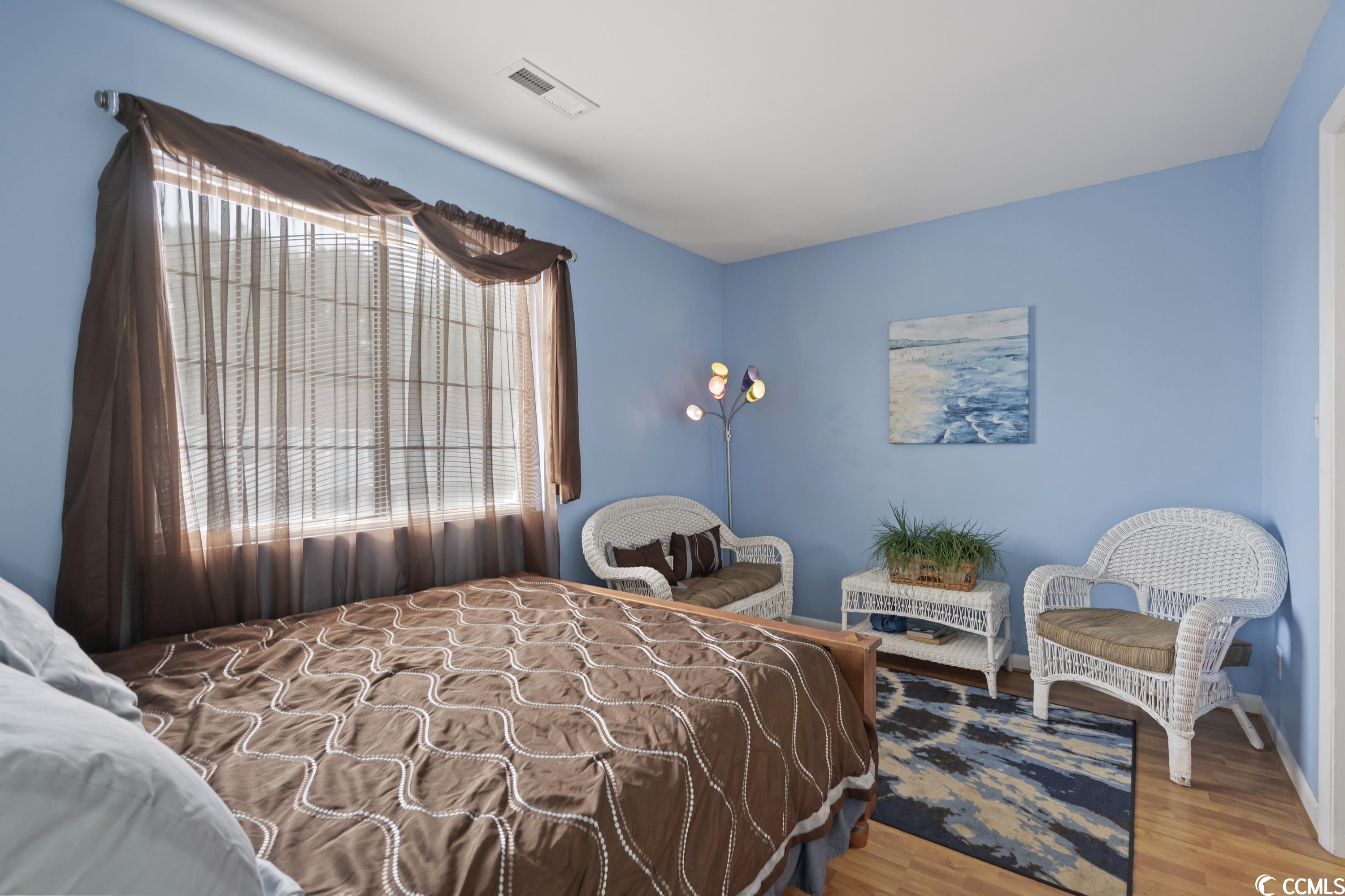 1210 Pinegrove Dr. Unit: H