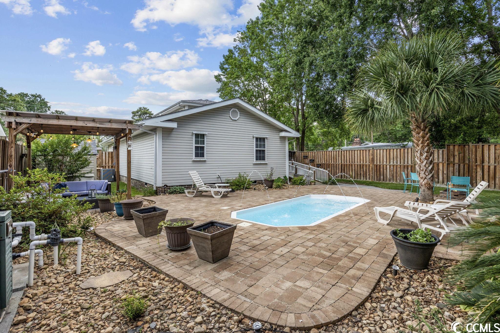 720 Maple Dr.
