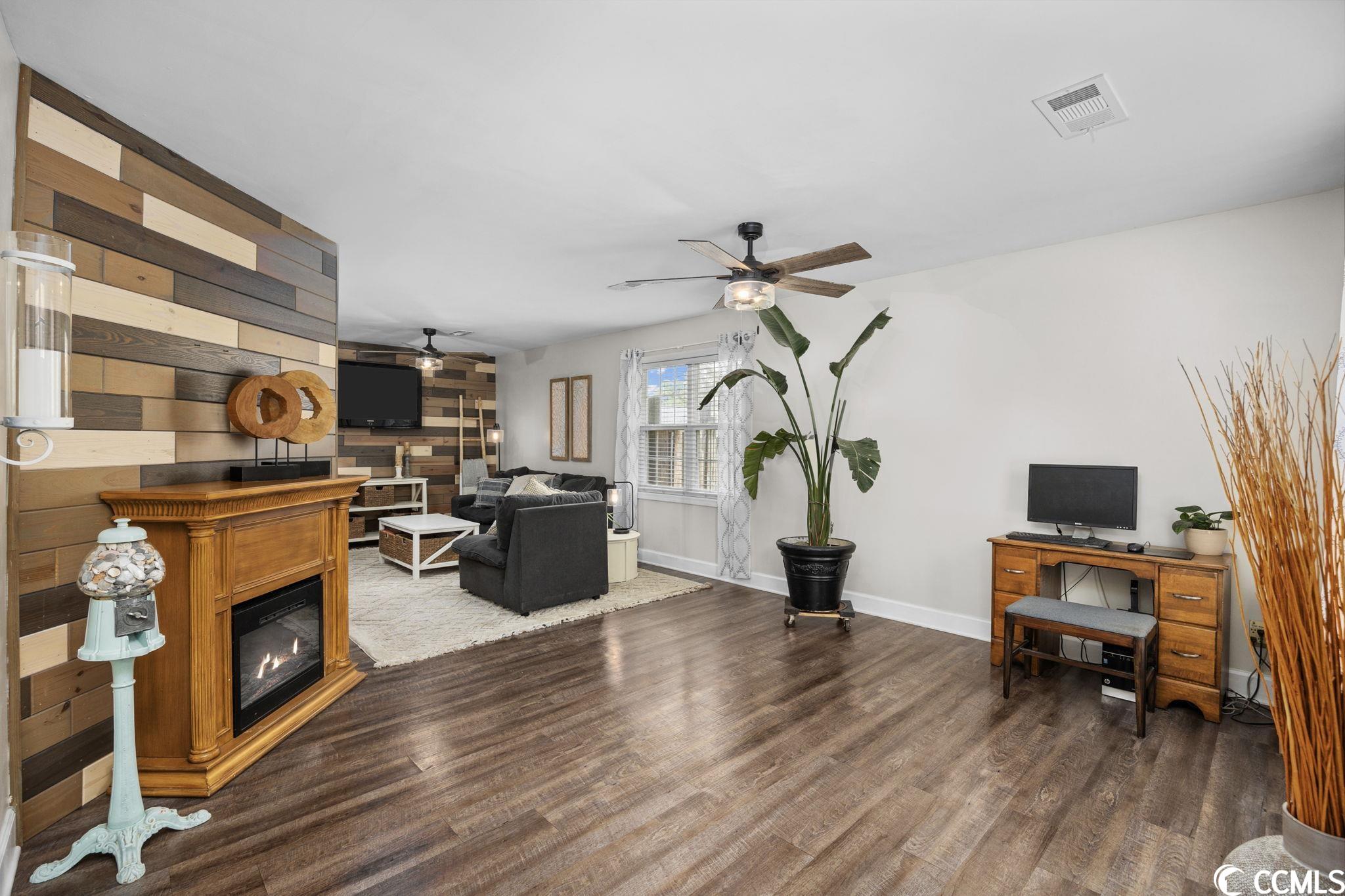 720 Maple Dr.