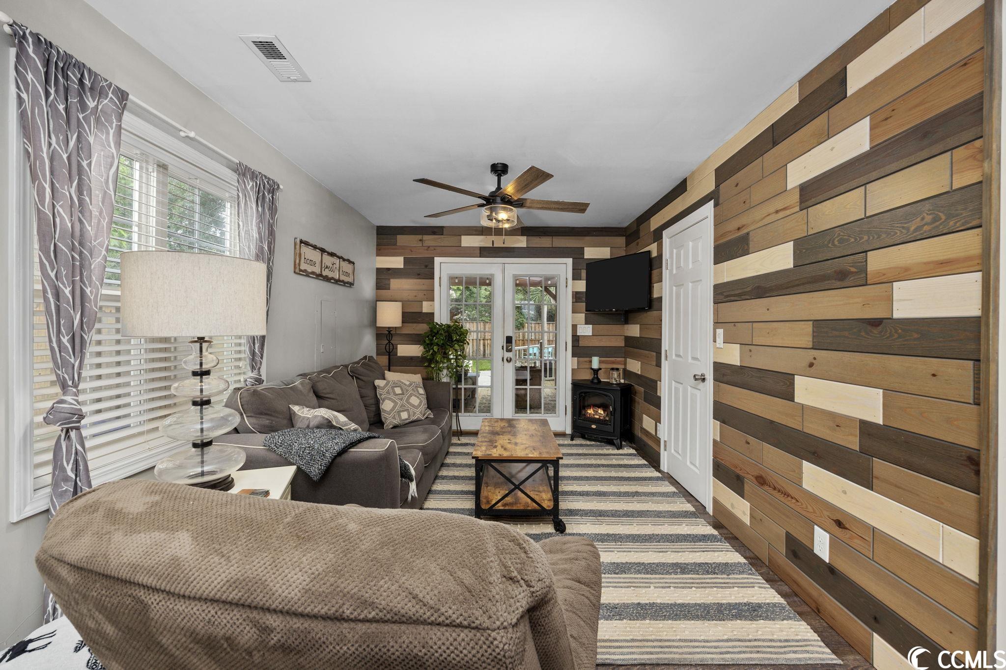 720 Maple Dr.