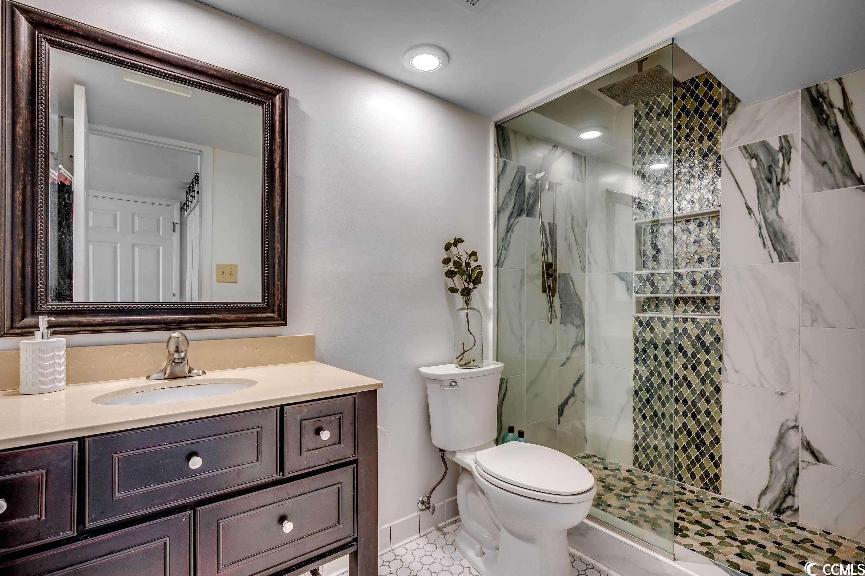 2500 N Ocean Blvd. Unit: 1102