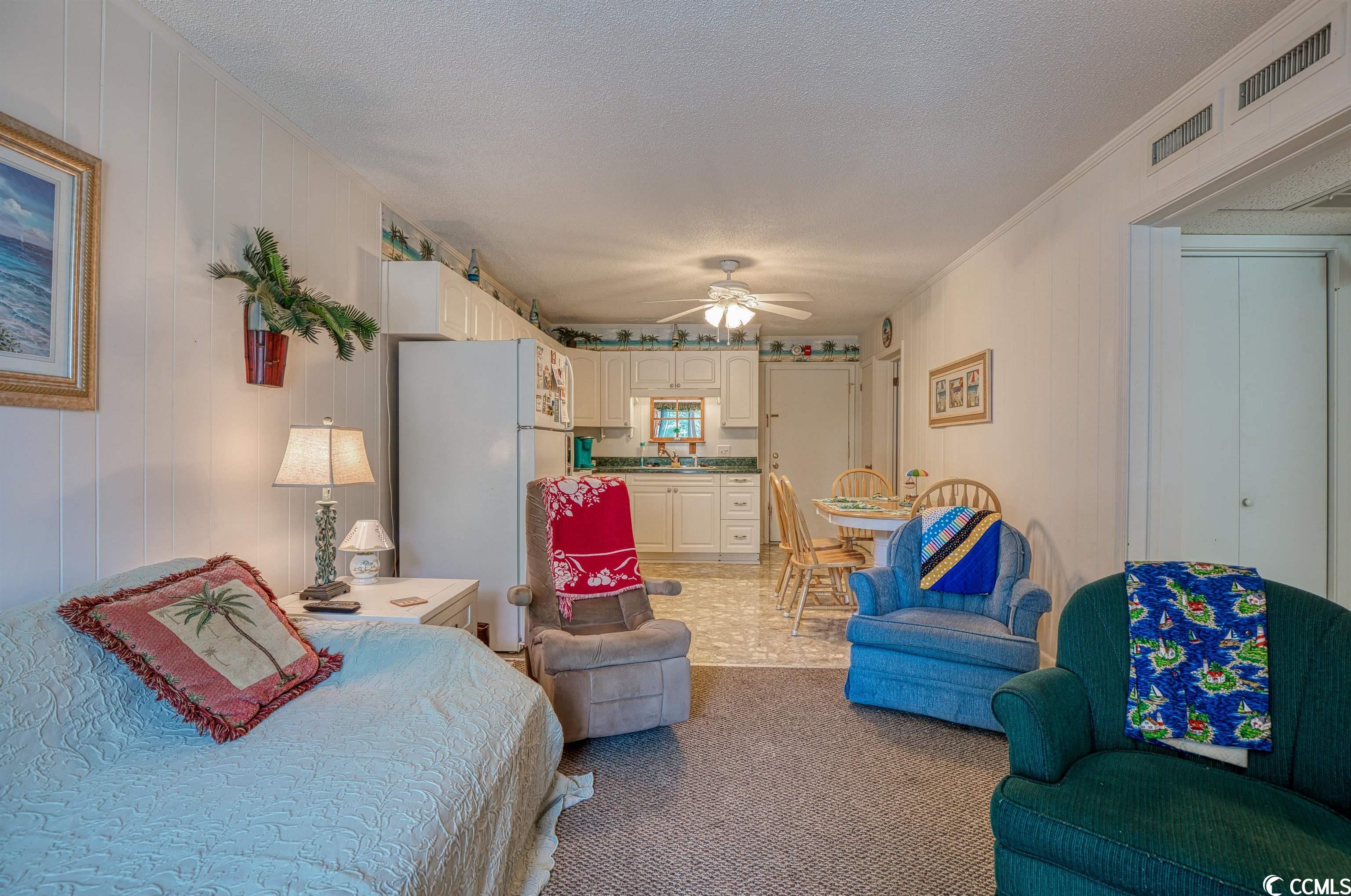 401 N Hillside Dr. Unit: 2L