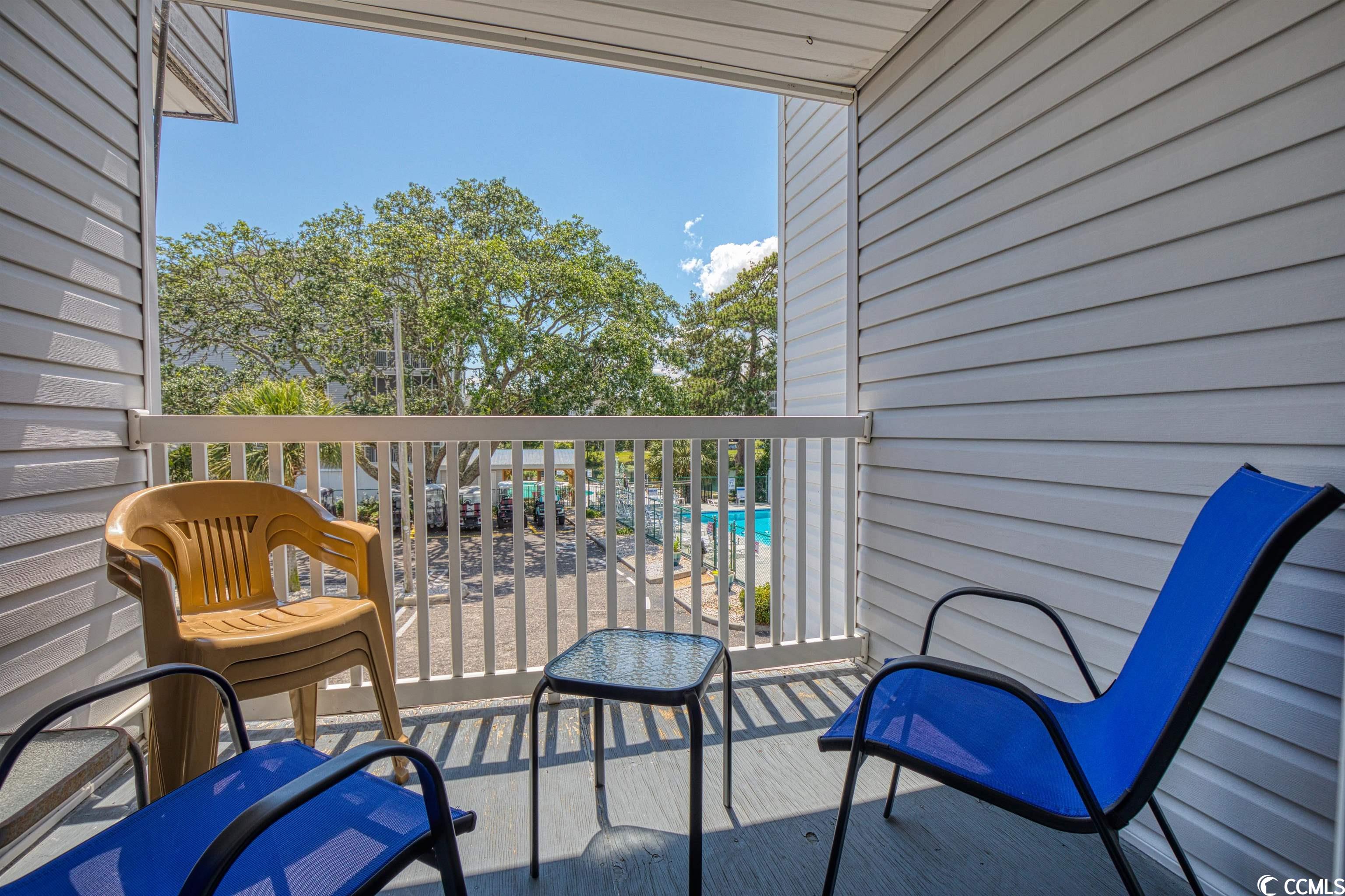 401 N Hillside Dr. Unit: 2L