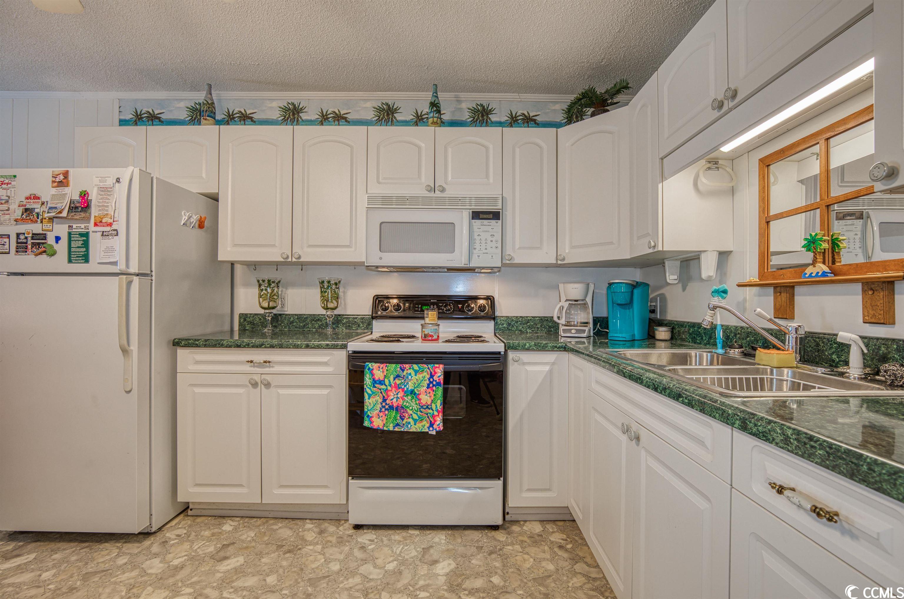 401 N Hillside Dr. Unit: 2L