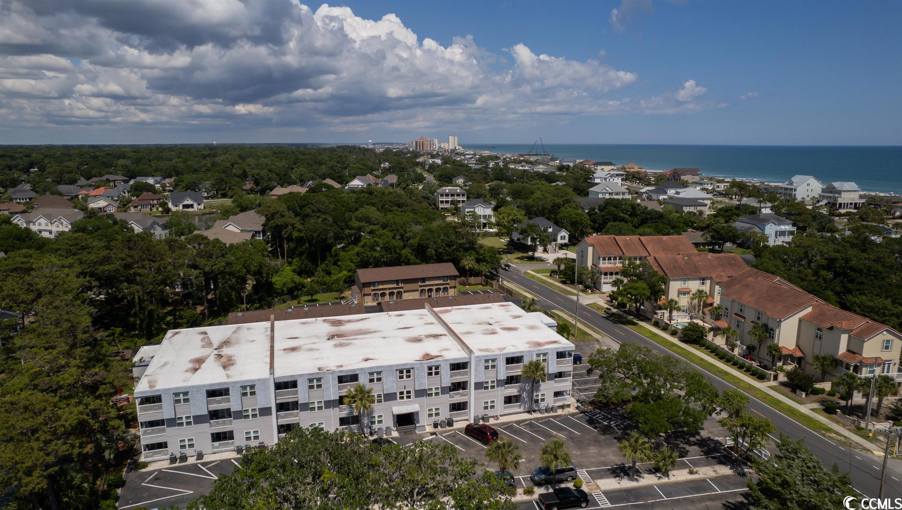 401 N Hillside Dr. Unit: 2L