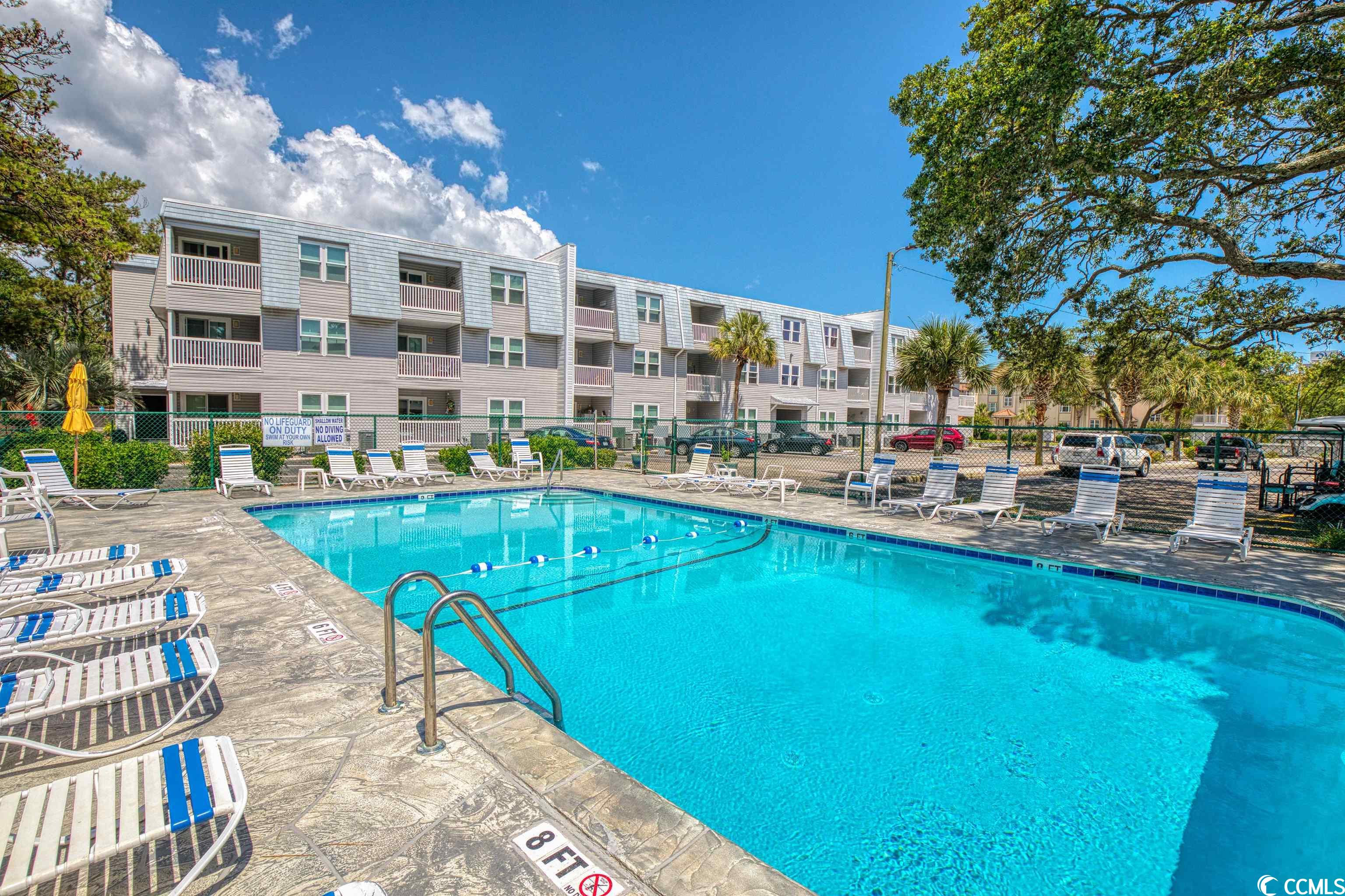 401 N Hillside Dr. Unit: 2L