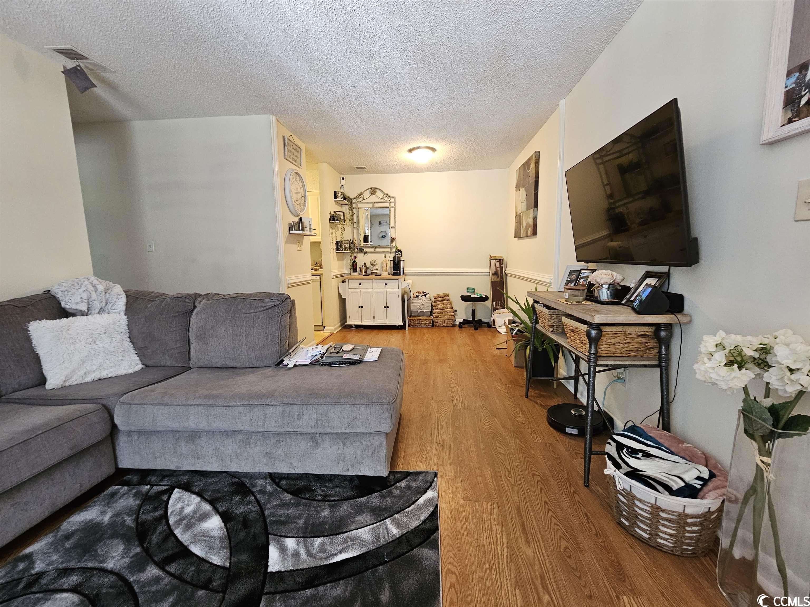 950 Forestbrook Rd. Unit: E5