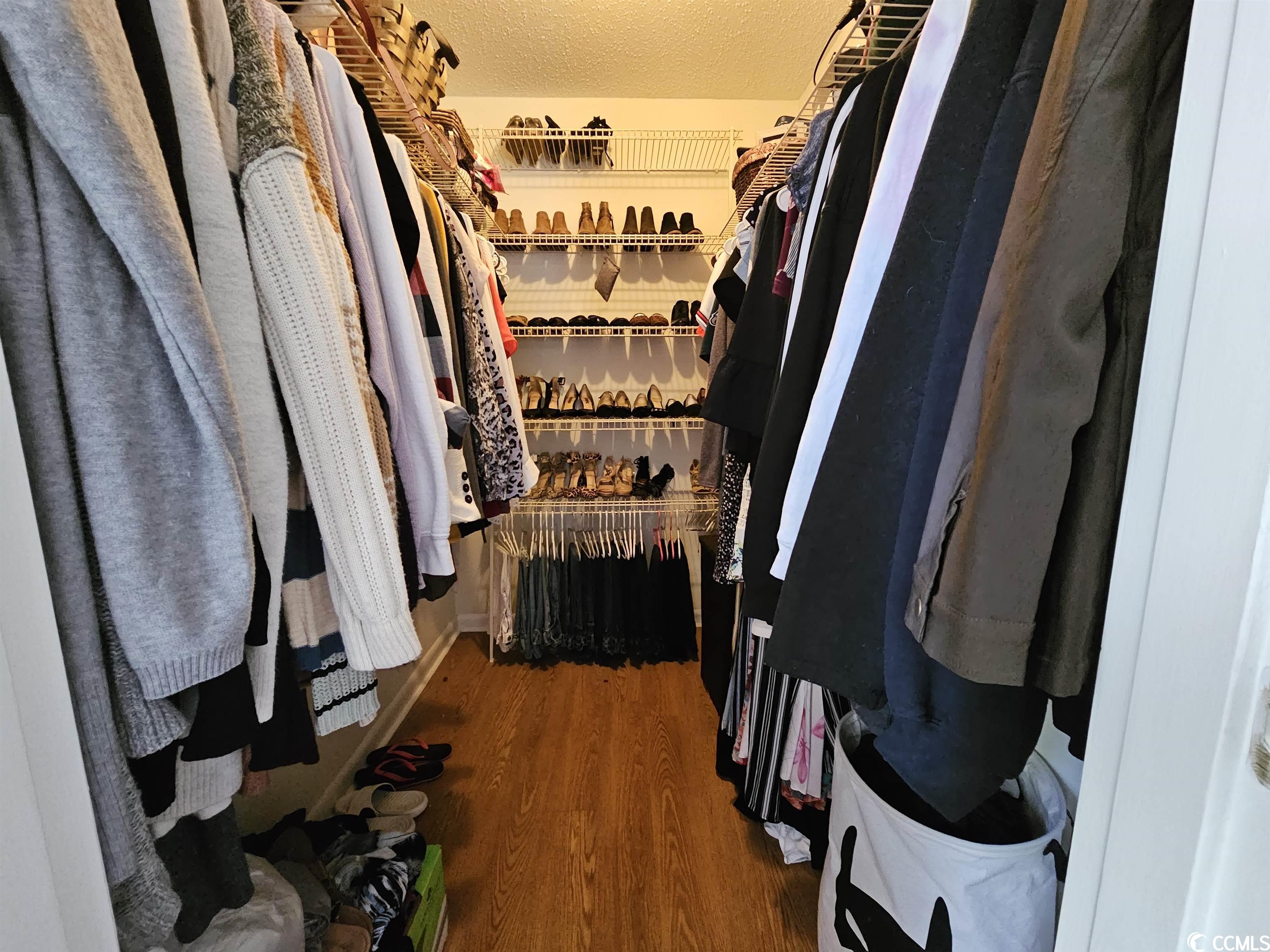 950 Forestbrook Rd. Unit: E5