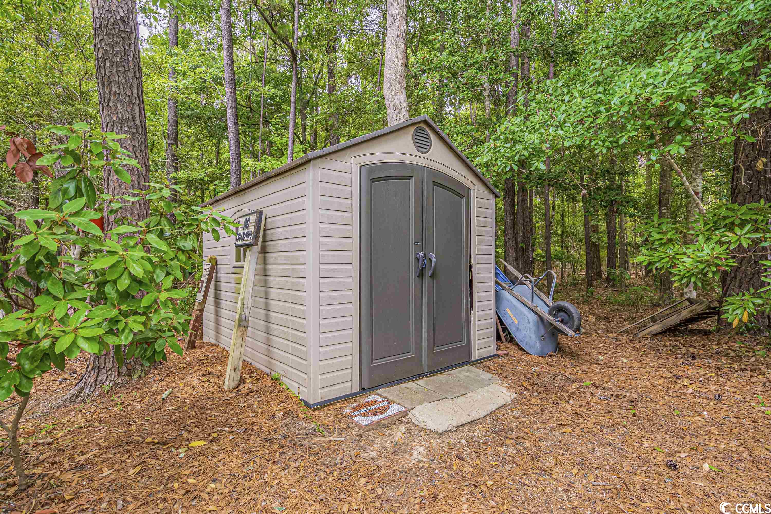445 Dog Pen Ct.