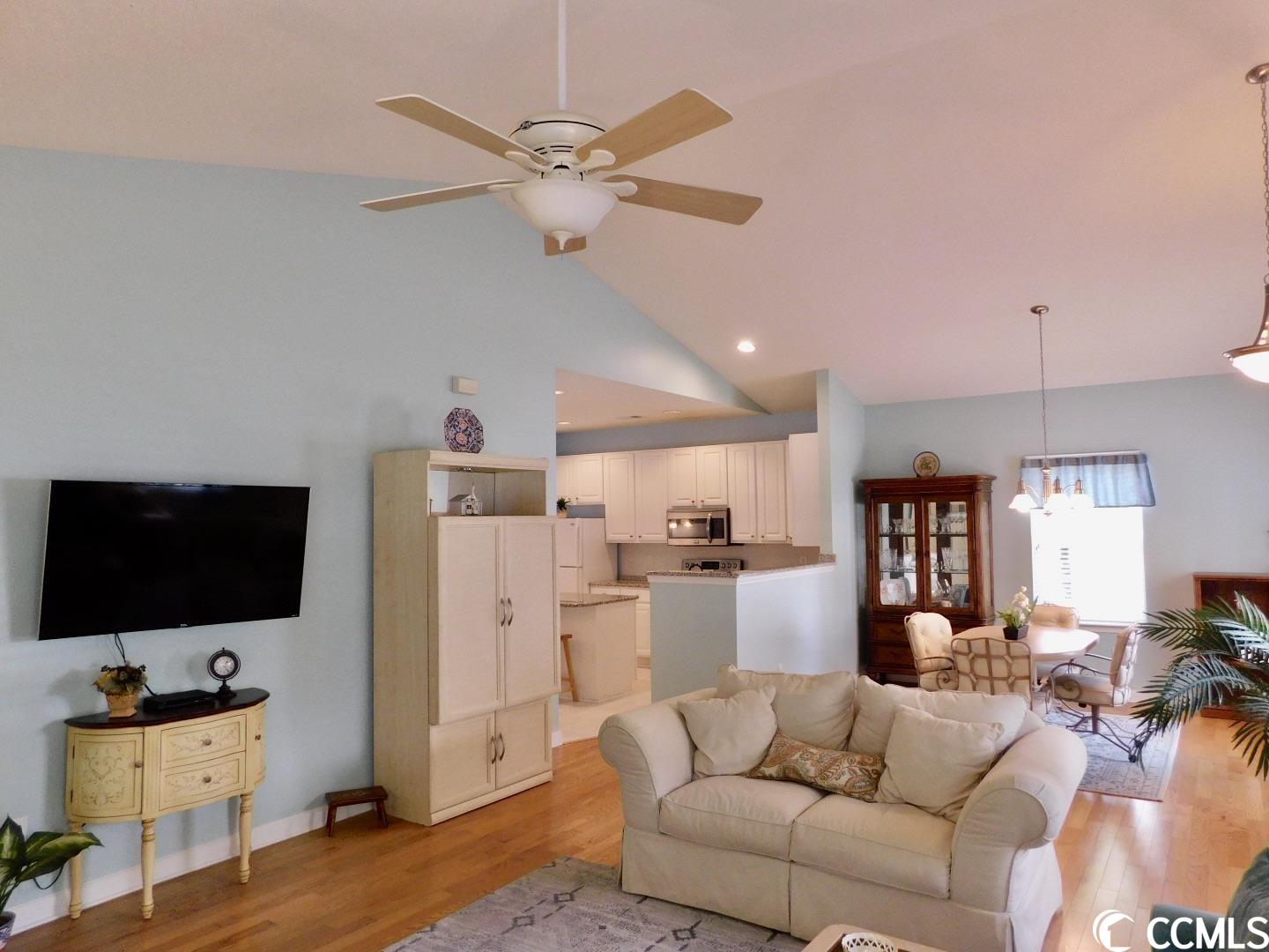 156 Rosewater Loop