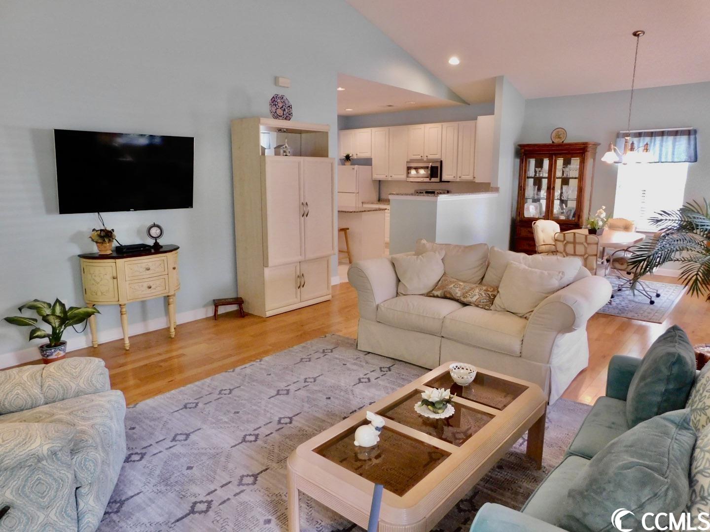 156 Rosewater Loop