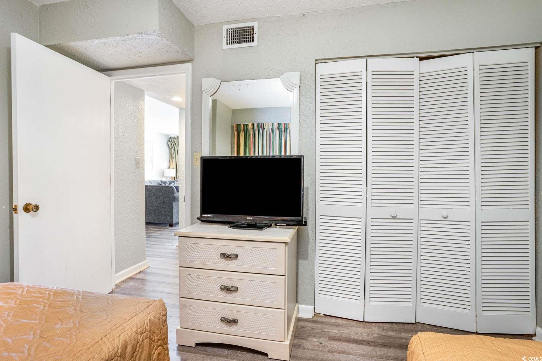 9400 Shore Dr. Unit: 1115