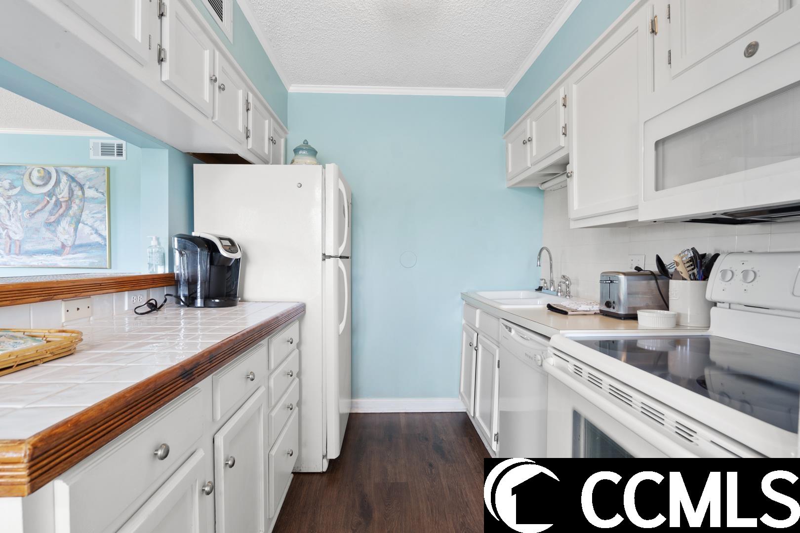 609 Hillside Dr. S Unit: A-17