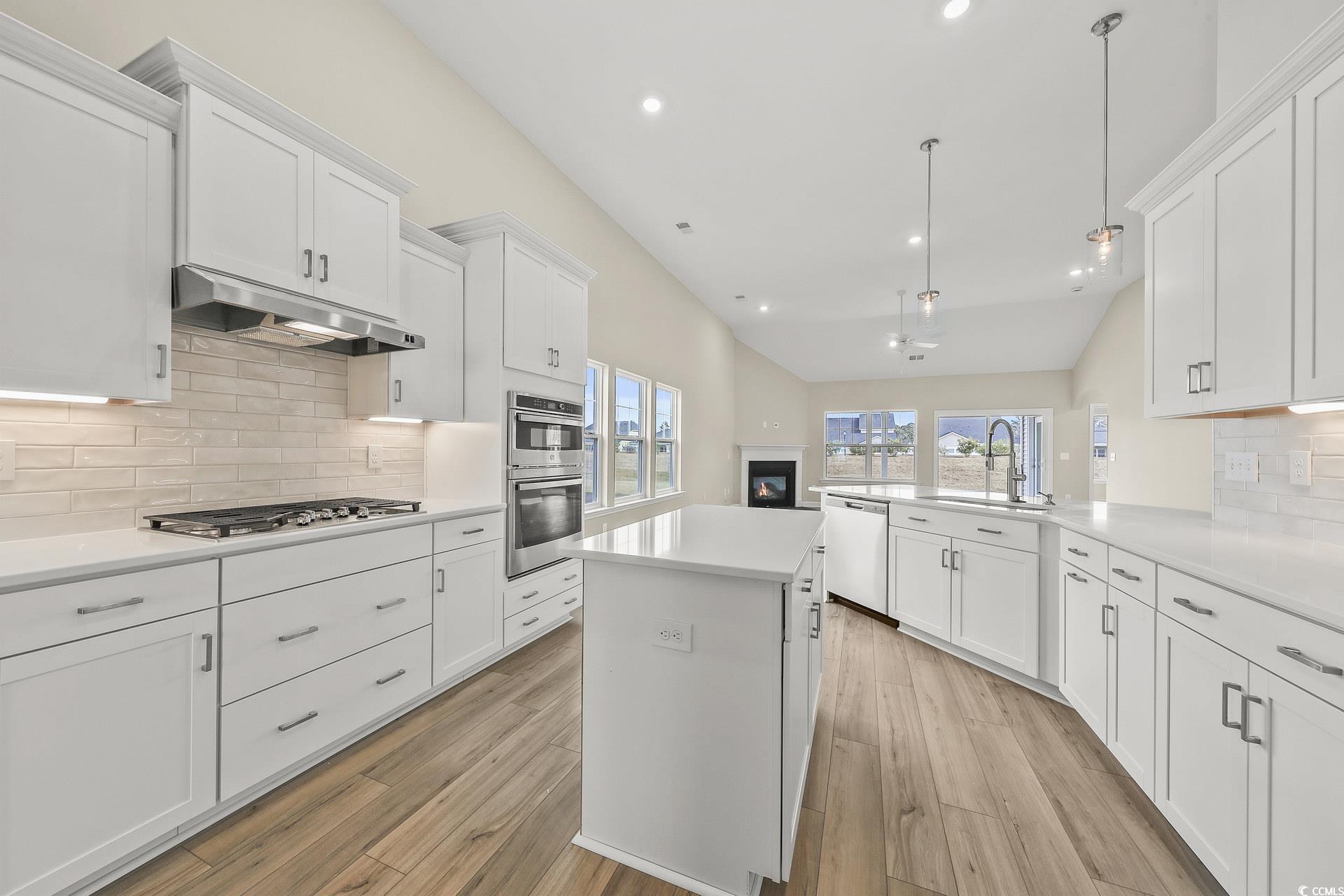 557 Fanciful Way