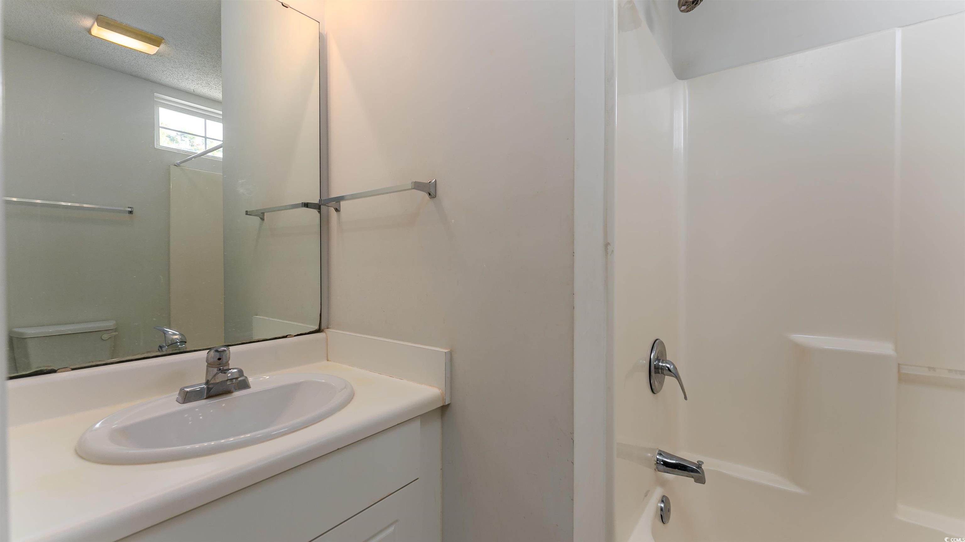 105 Barnwell St. Unit: 2-A