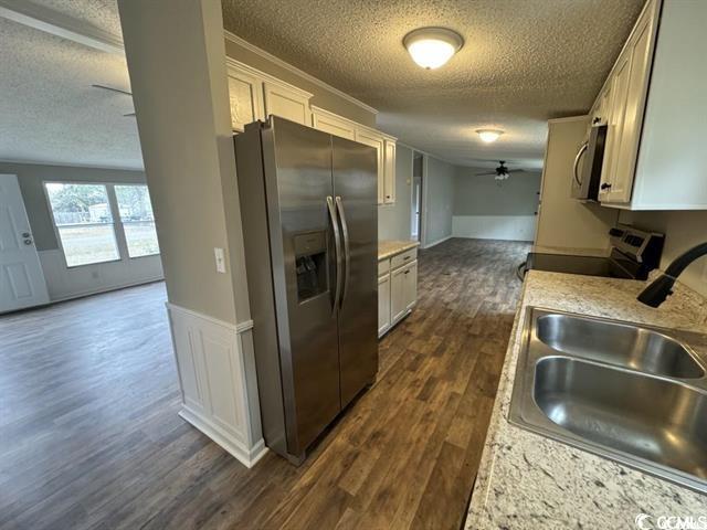 4219 Sunset Dr.