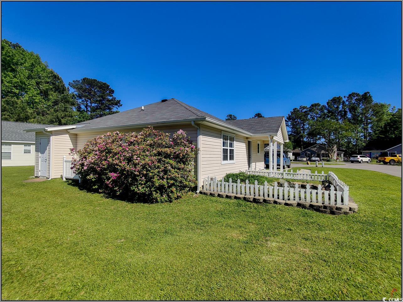 6664 Sweetbriar Trail