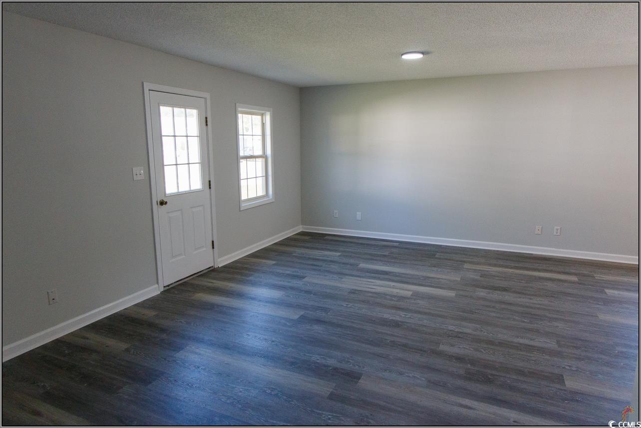 6664 Sweetbriar Trail