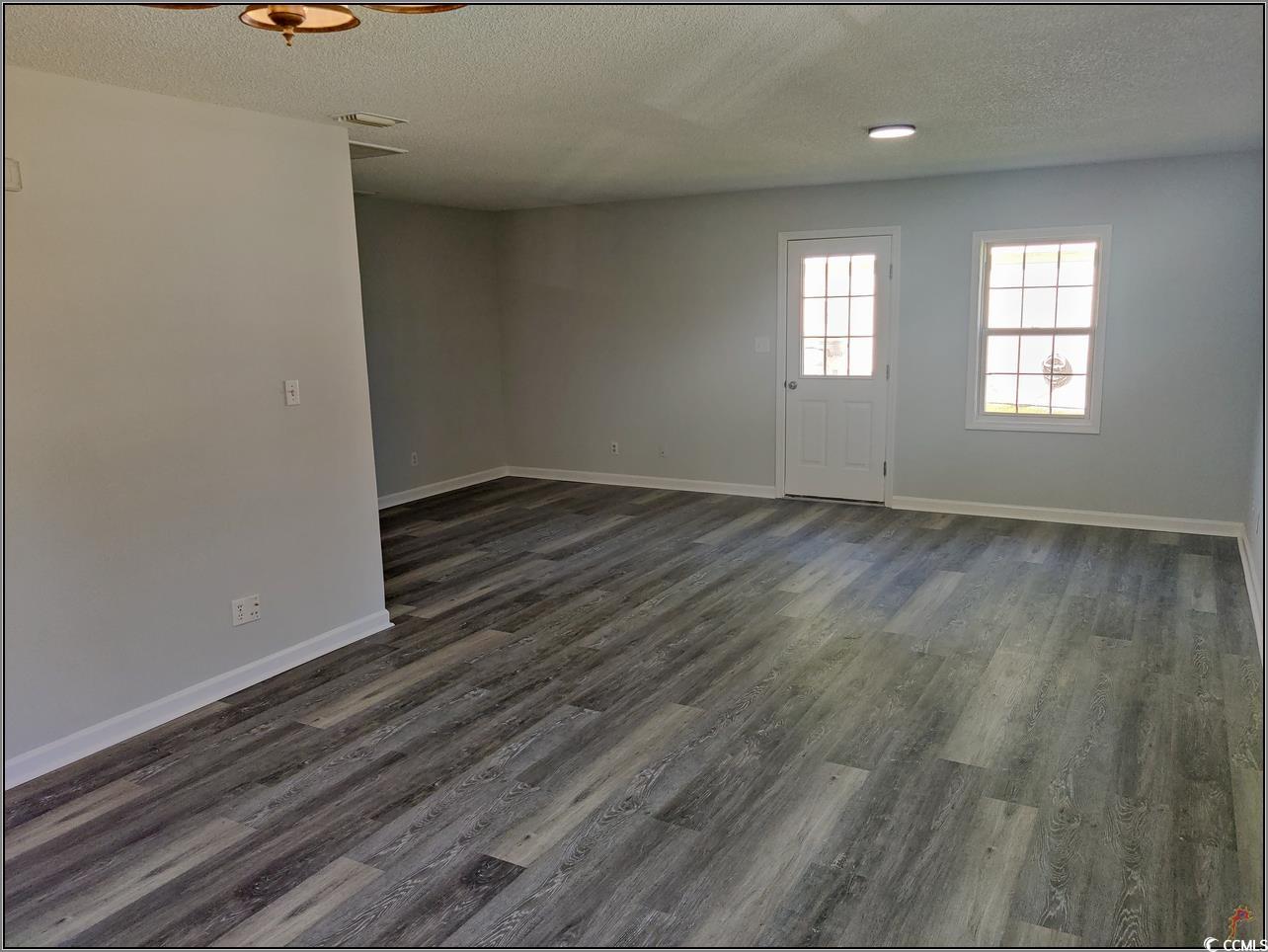 6664 Sweetbriar Trail