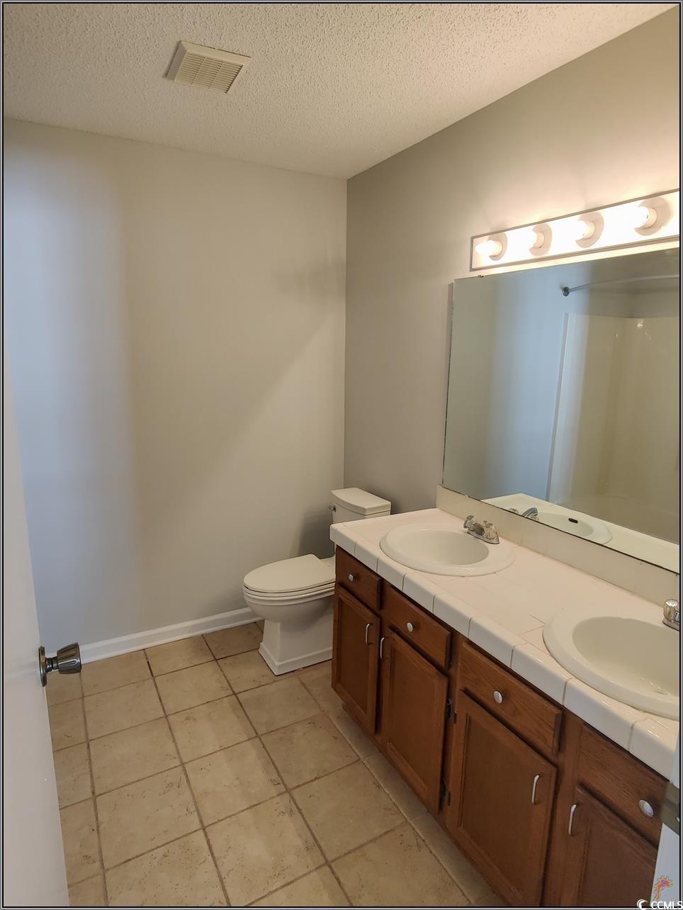 6664 Sweetbriar Trail