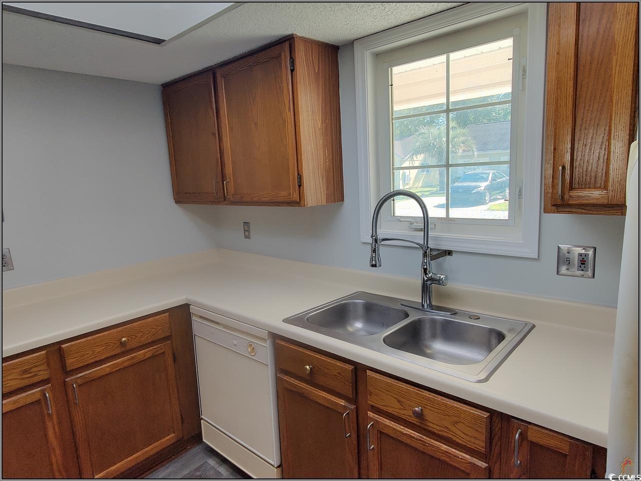 6664 Sweetbriar Trail