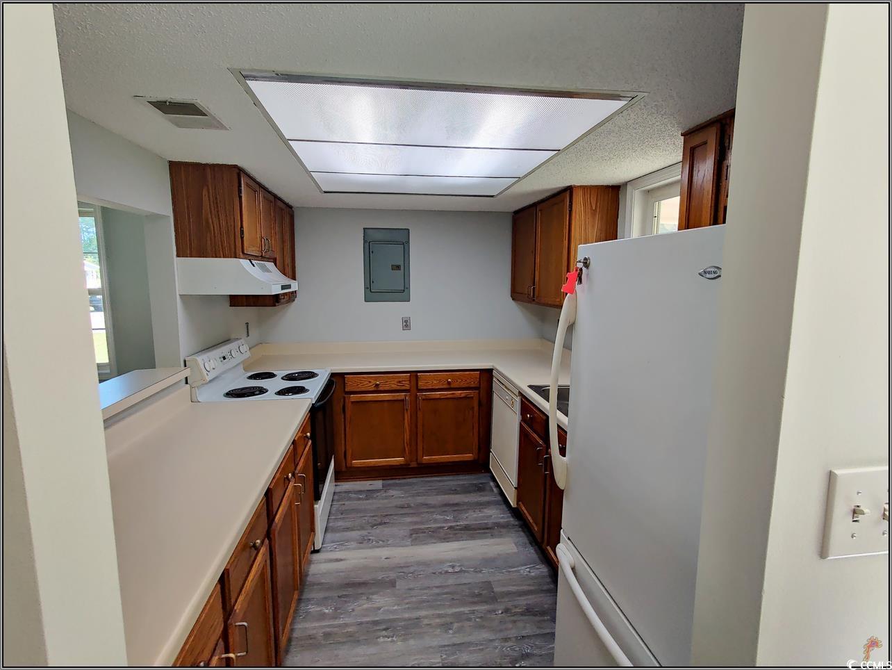 6664 Sweetbriar Trail