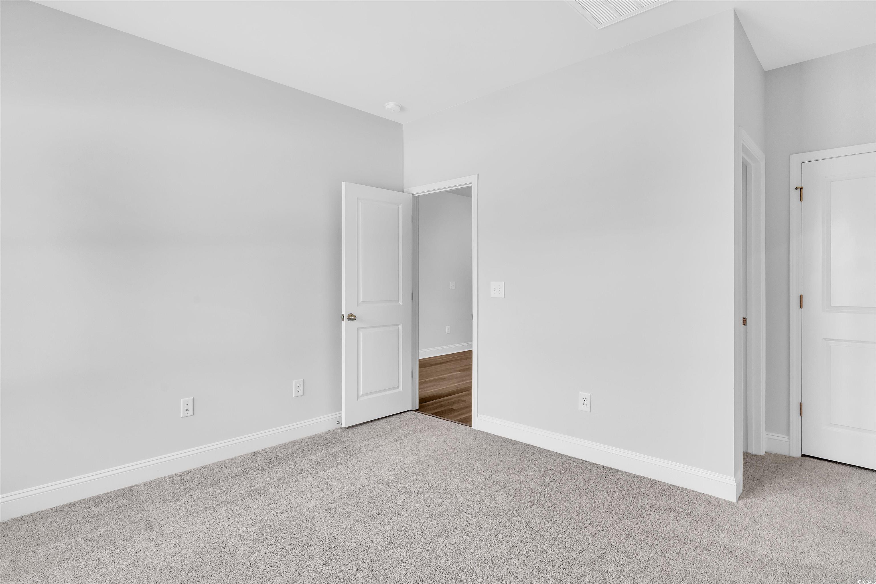 472 Waterend Dr. Unit: 5