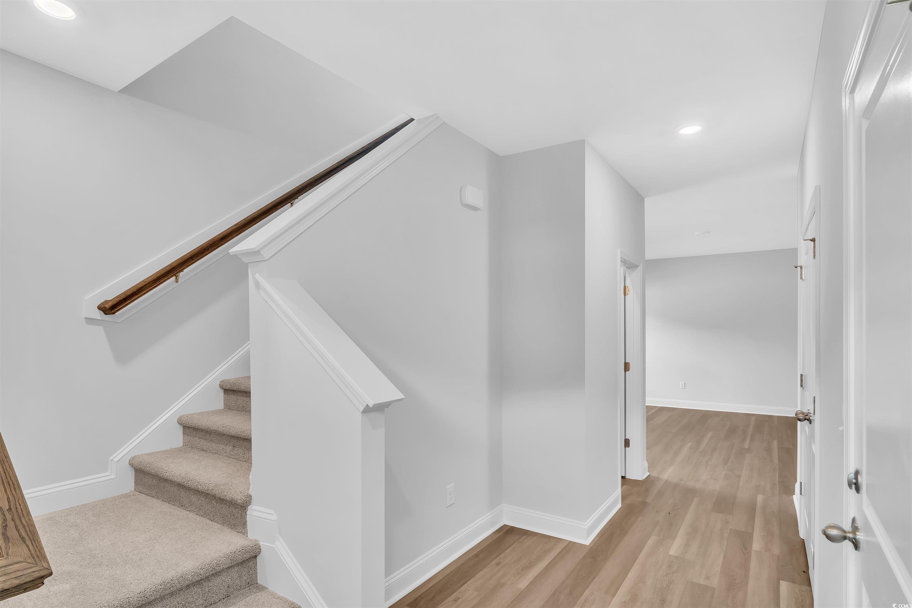 472 Waterend Dr. Unit: 5