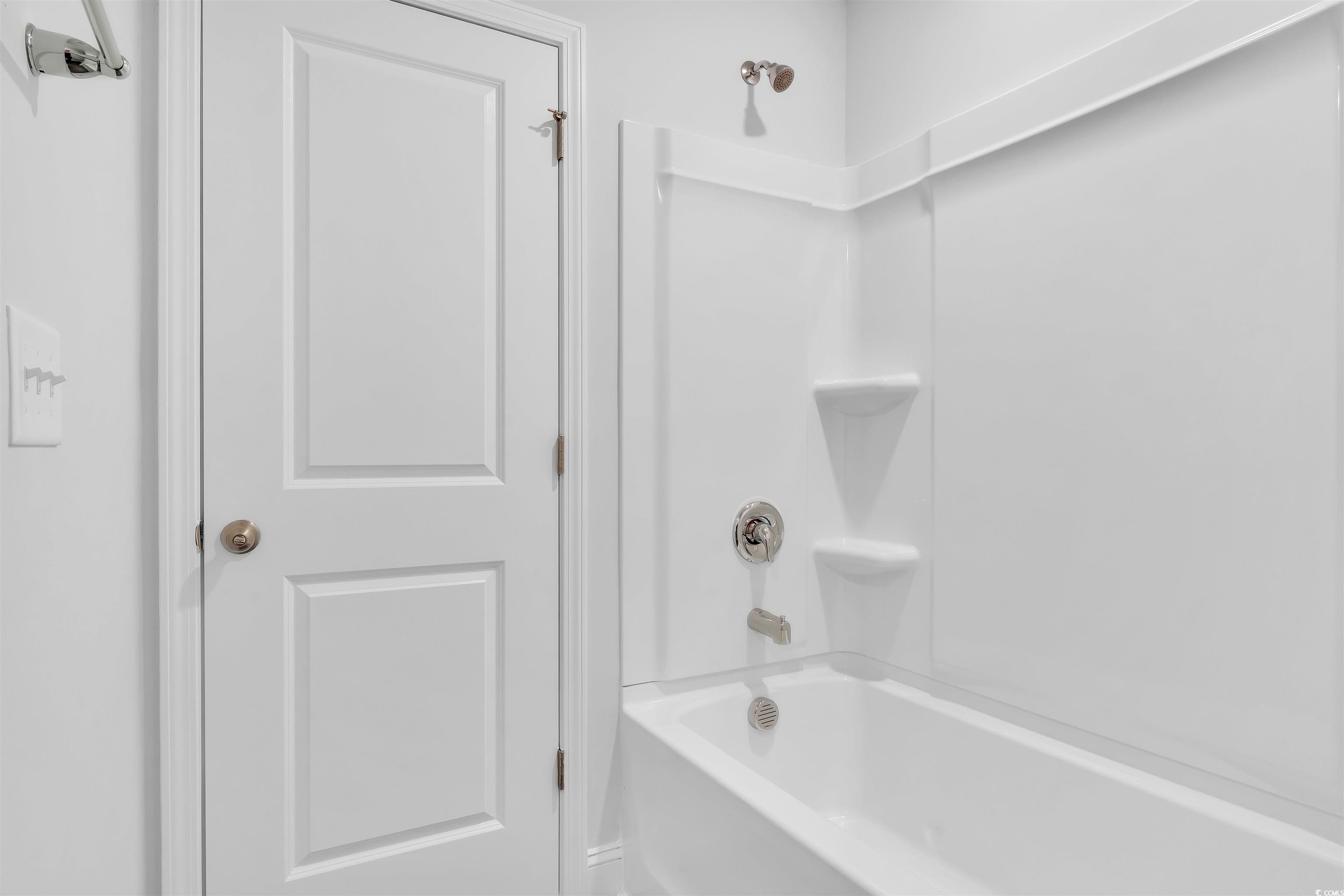 472 Waterend Dr. Unit: 5