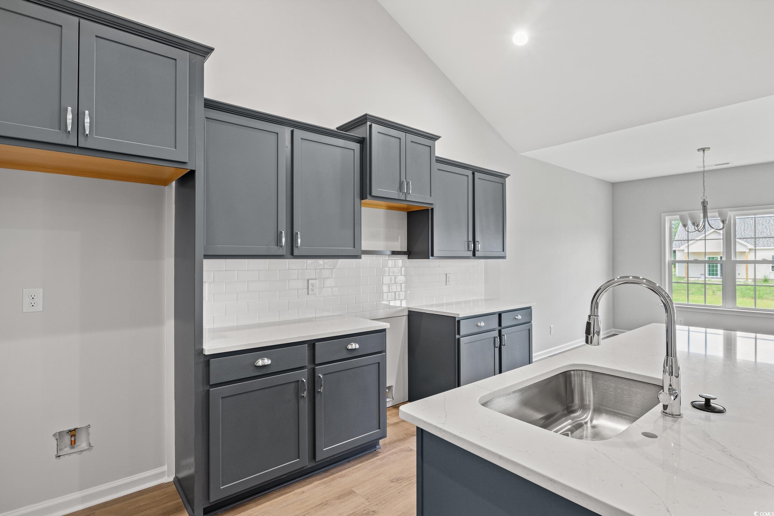 728 Chestnut Farms Dr.