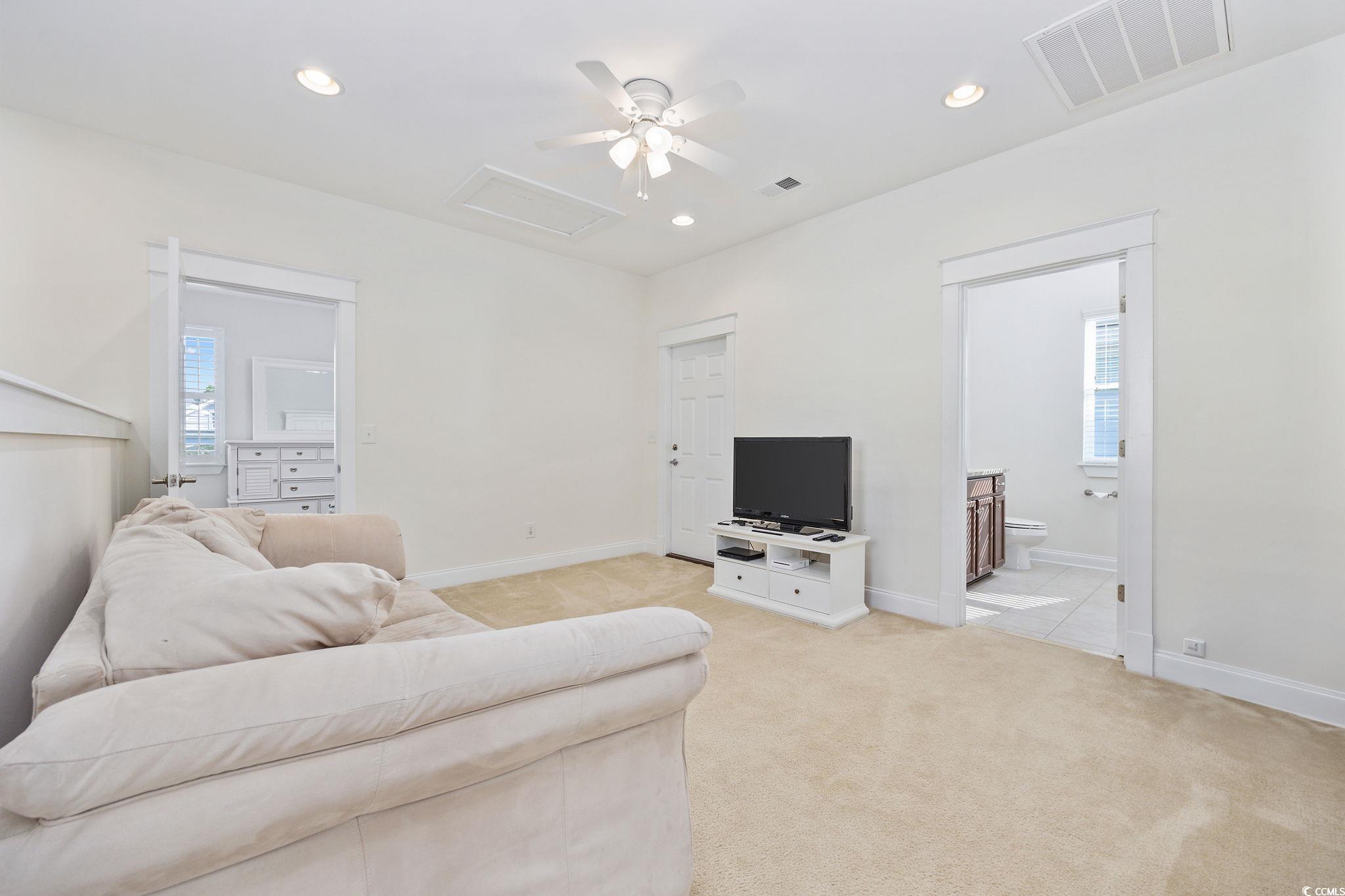 3419 Pampas Dr.