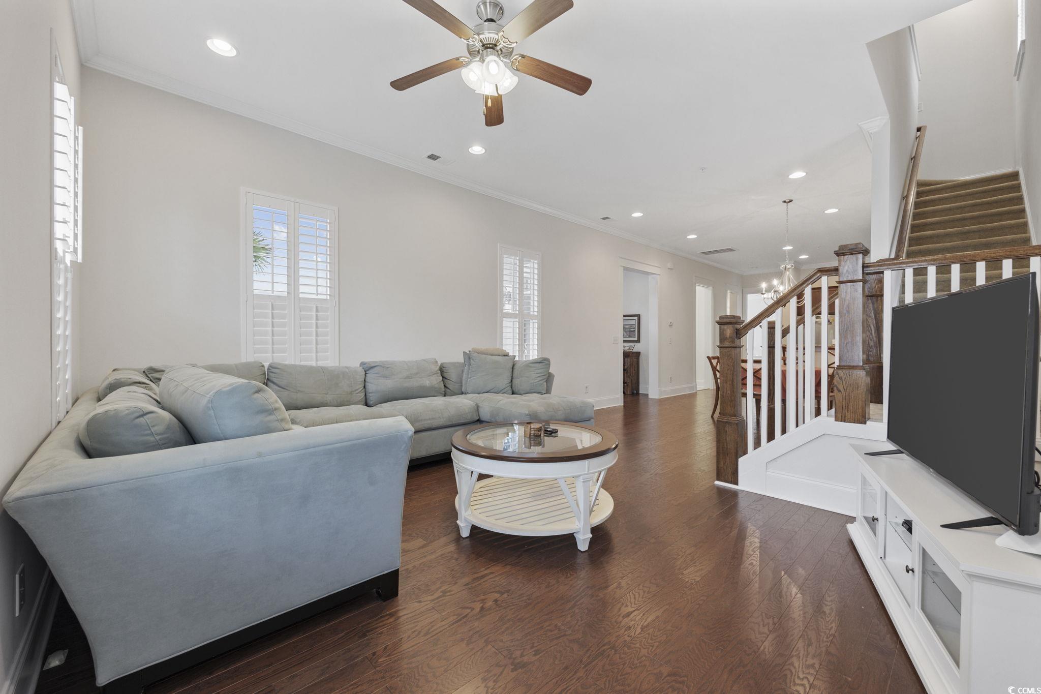 3419 Pampas Dr.