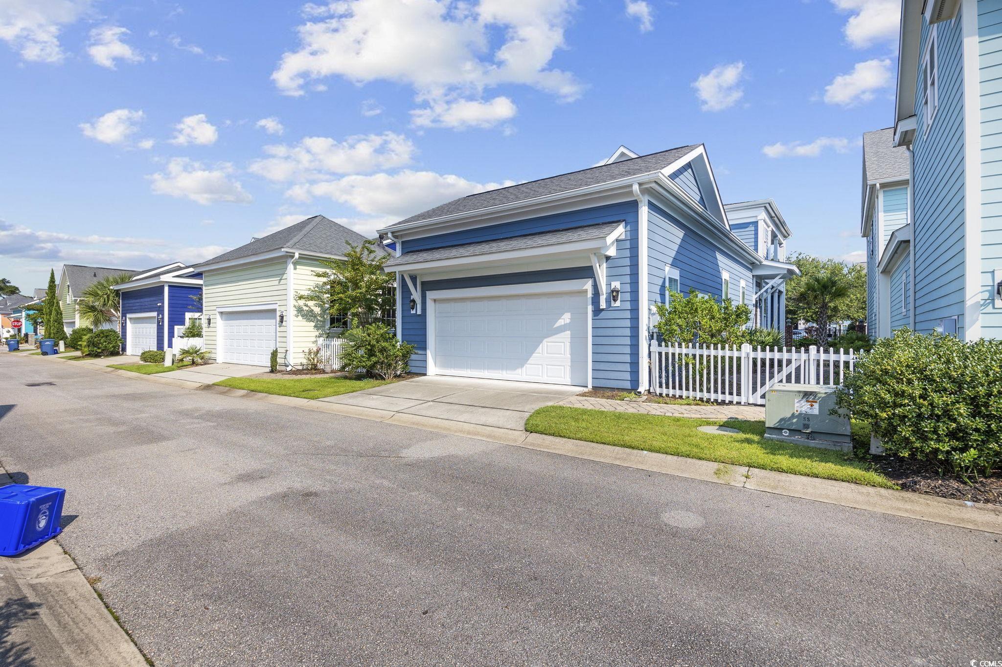 3419 Pampas Dr.