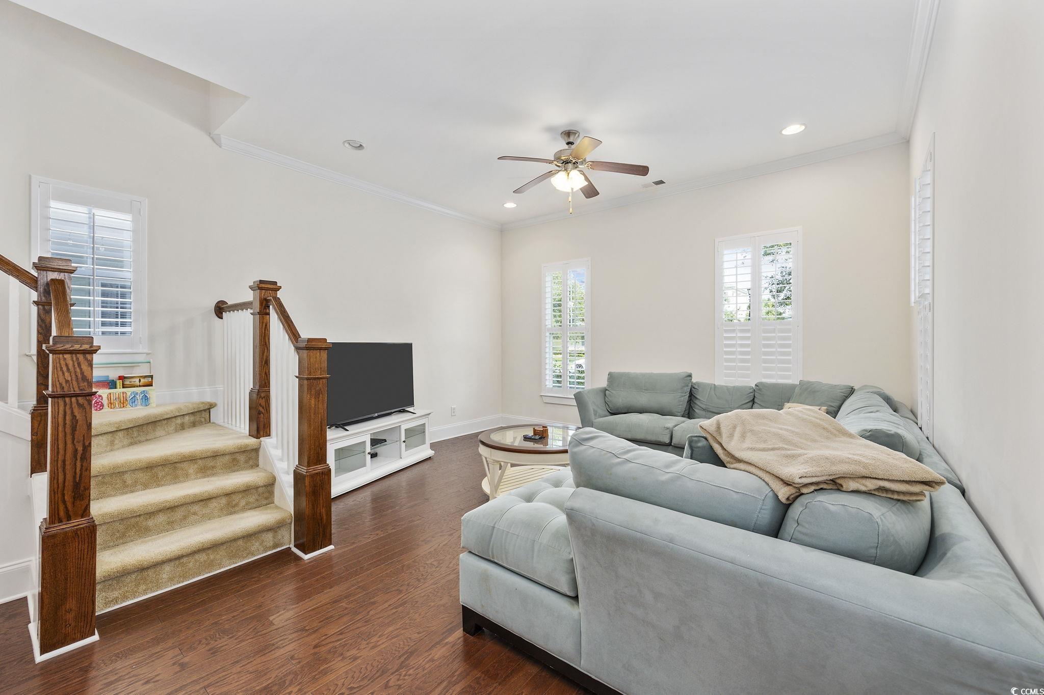 3419 Pampas Dr.