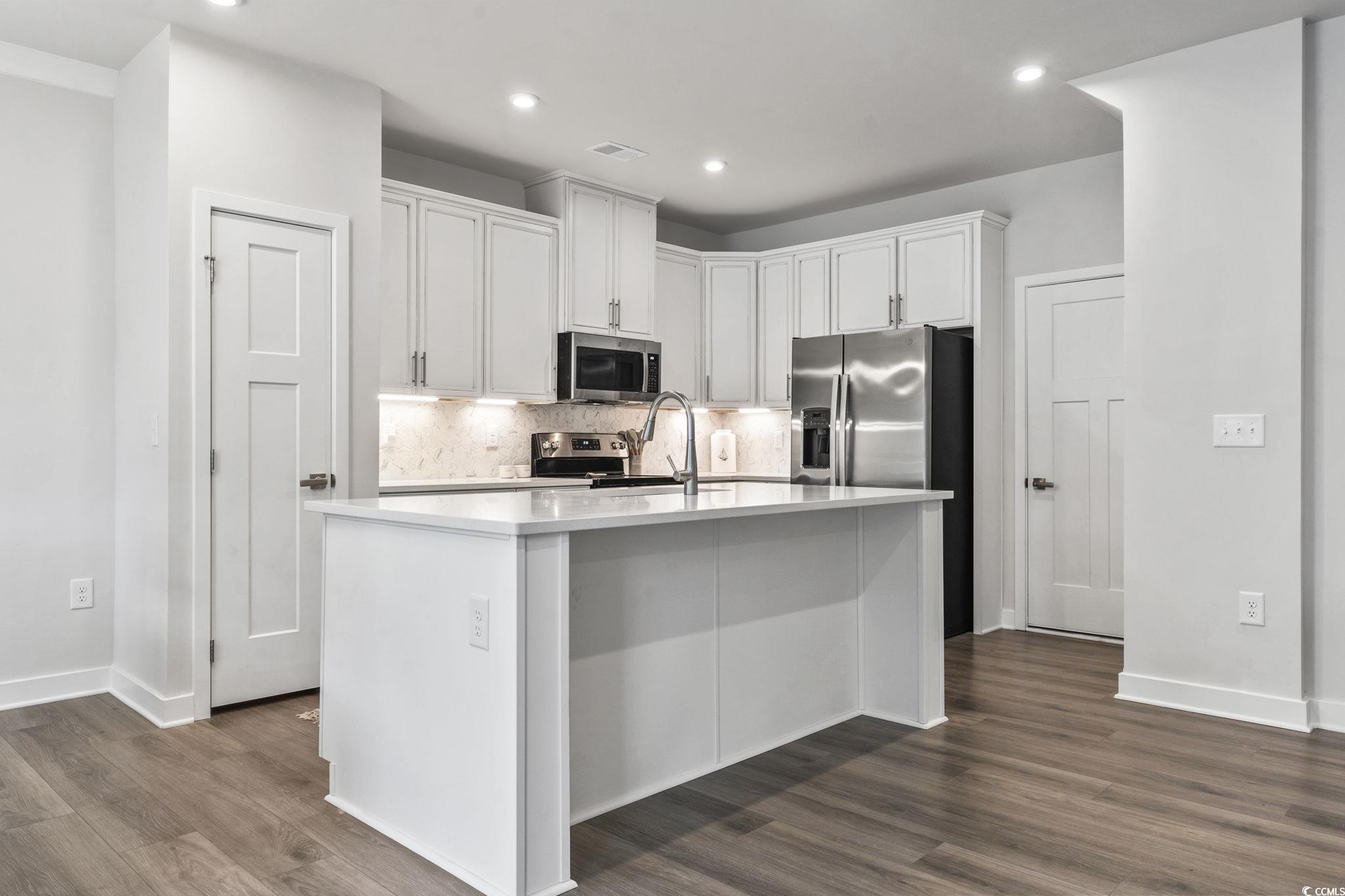 316 Golan Circle Unit: B