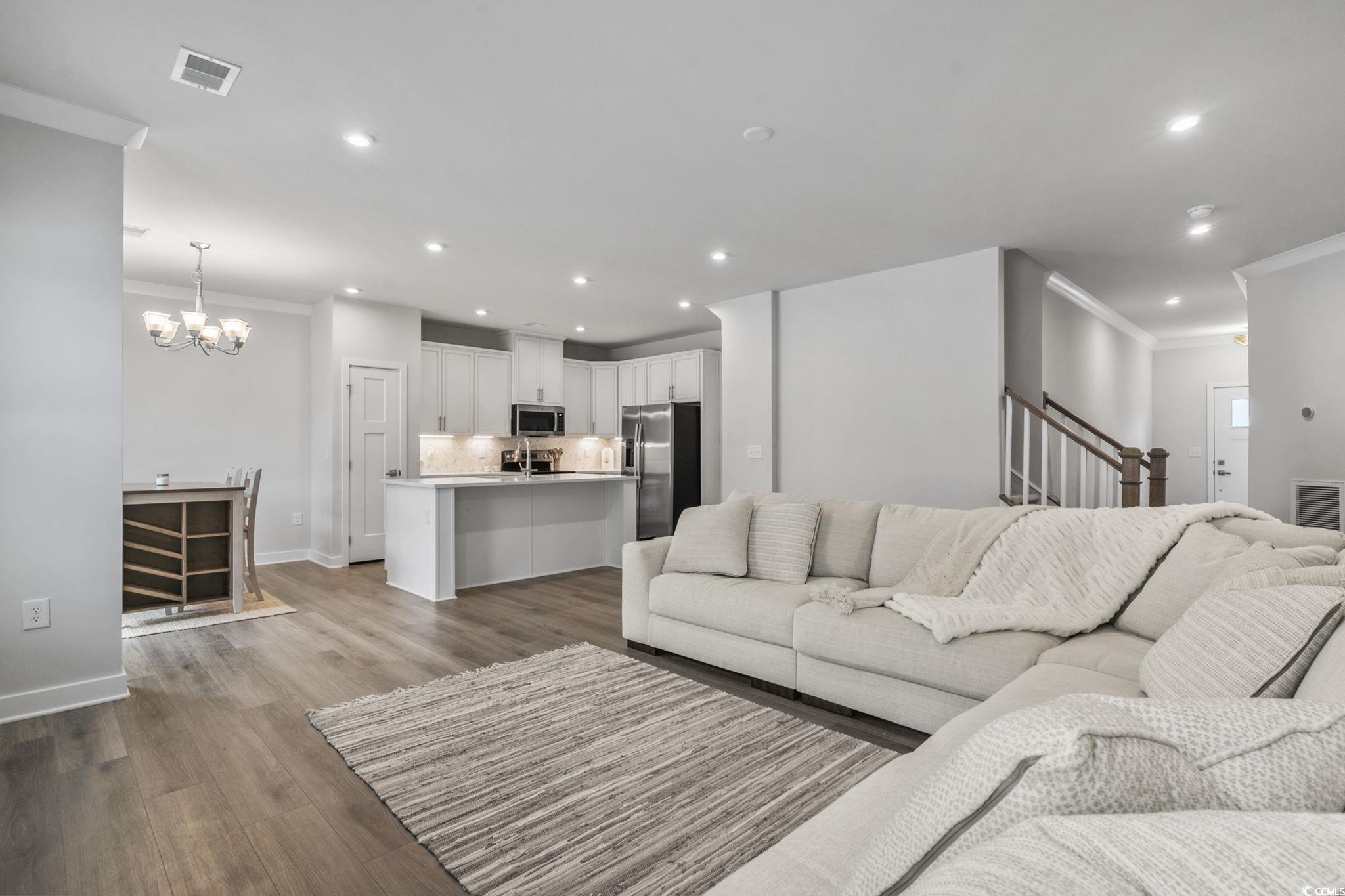 316 Golan Circle Unit: B