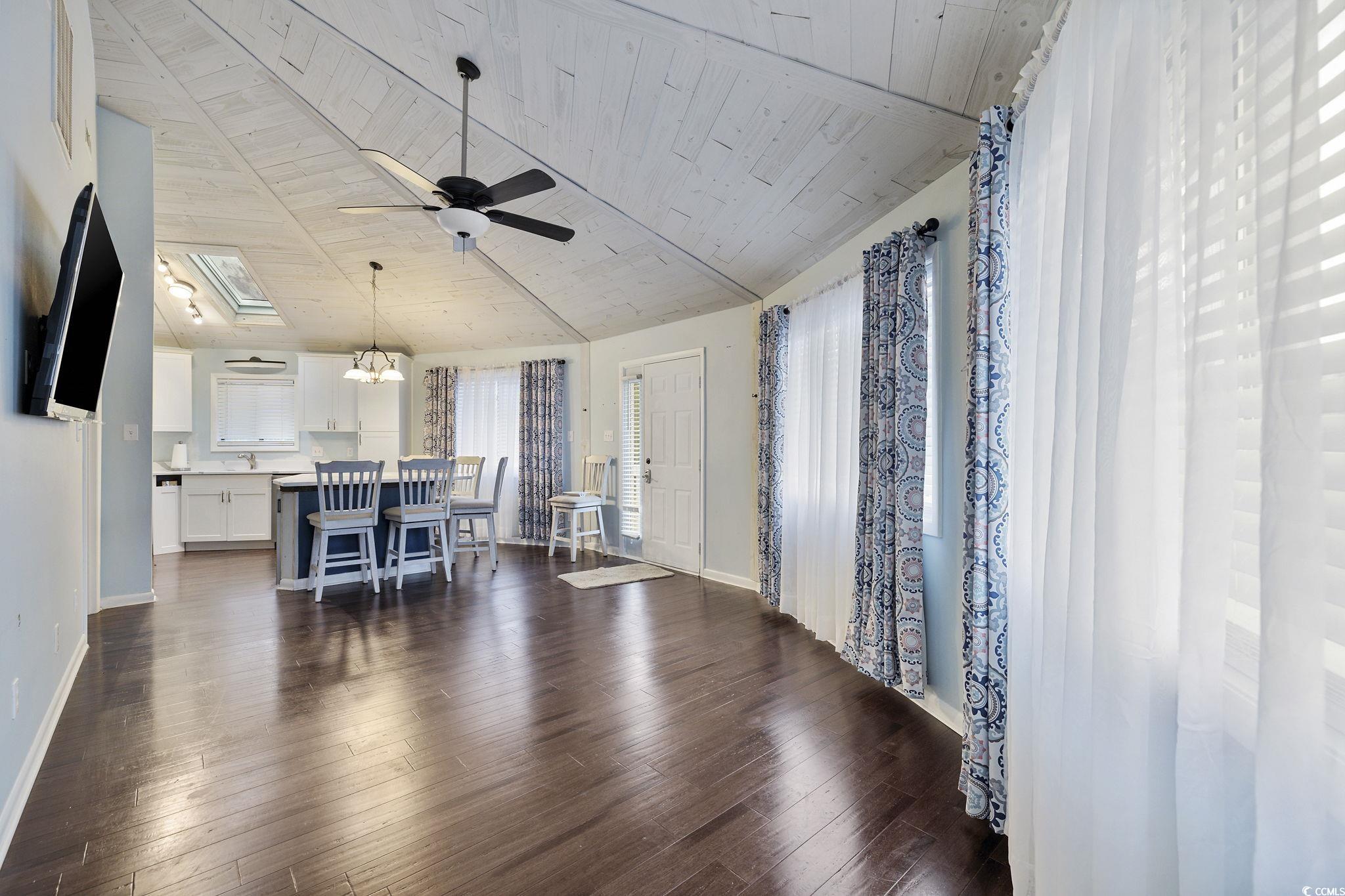 624 Tall Oaks Ln.