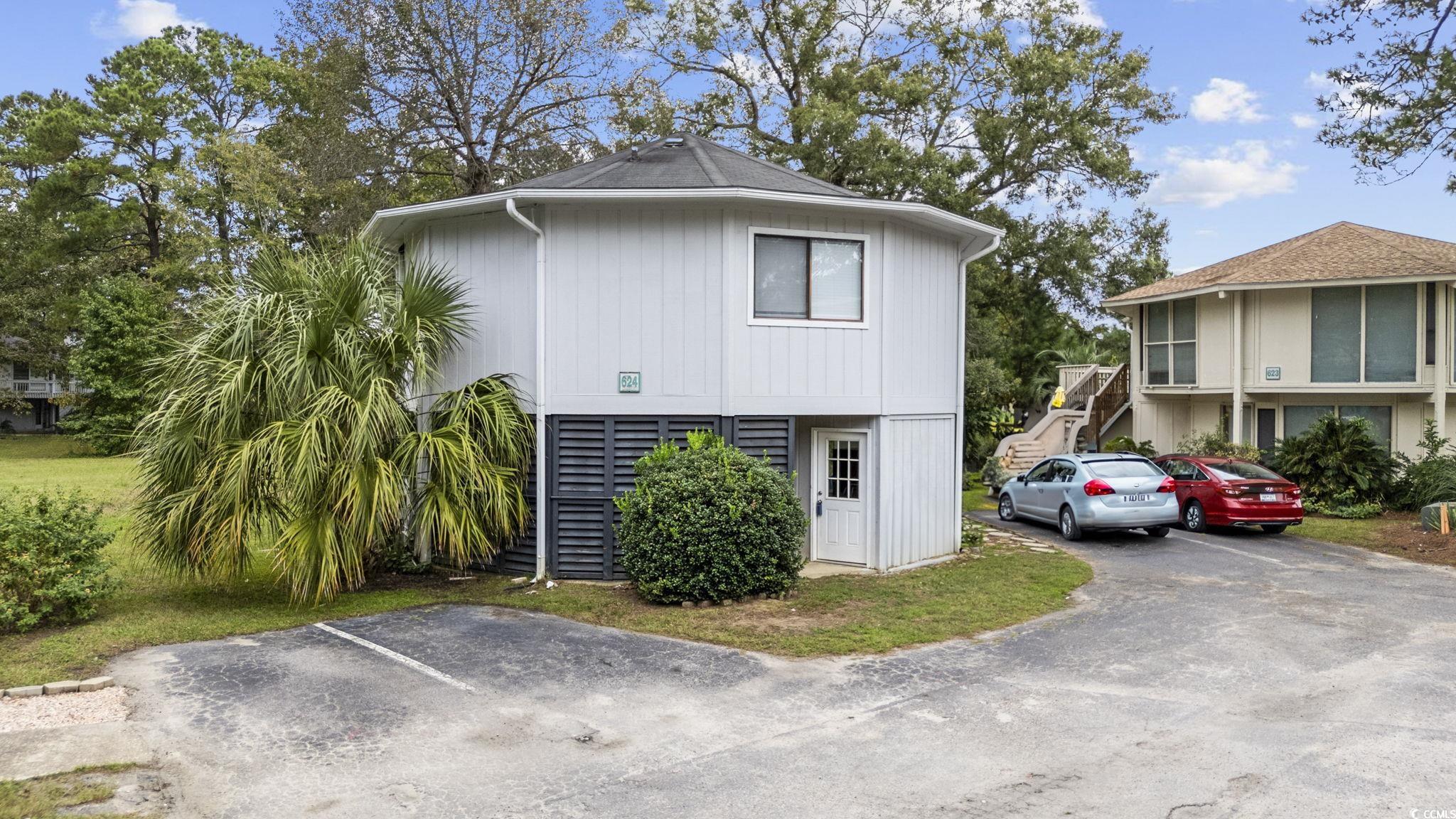 624 Tall Oaks Ln.