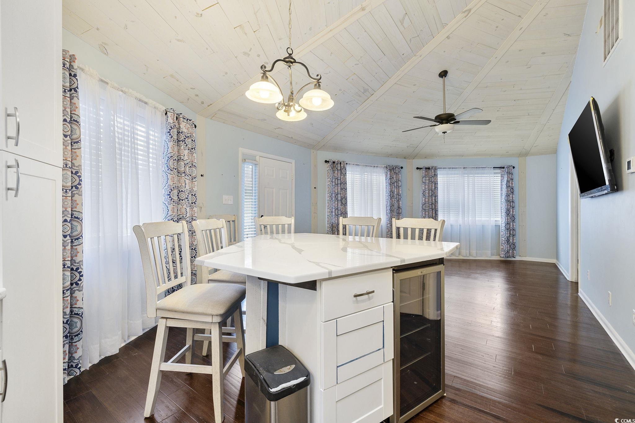 624 Tall Oaks Ln.