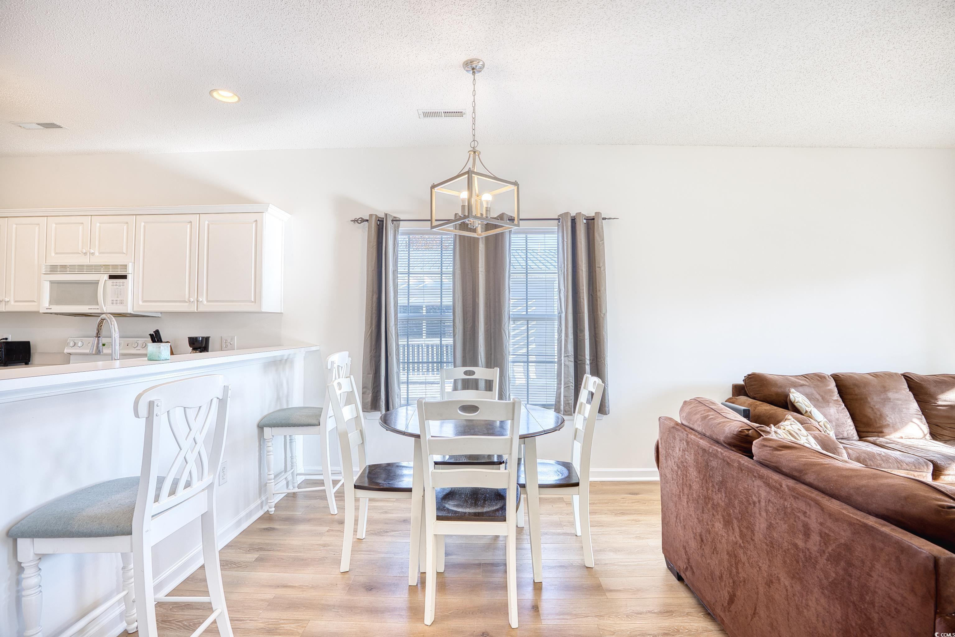 2482 Coastline Ct. Unit: 301