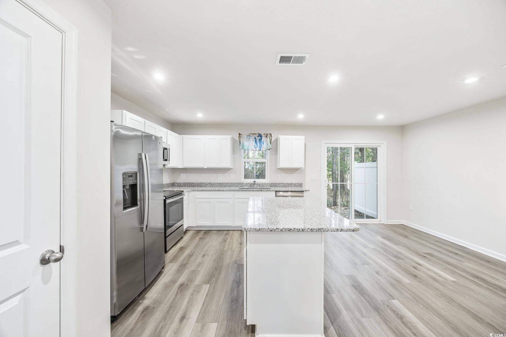 608 Montenegro Way Unit: E