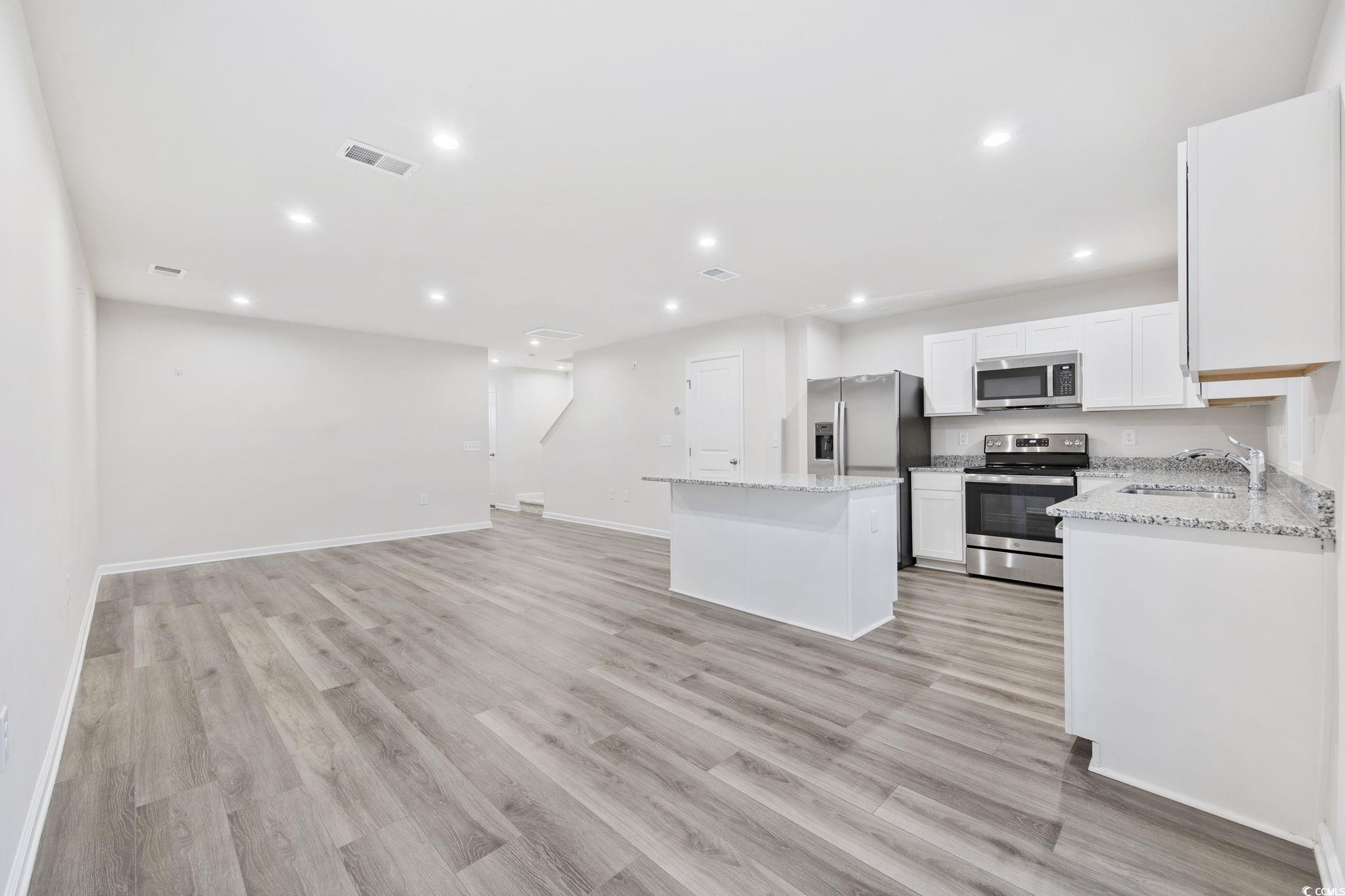 608 Montenegro Way Unit: E