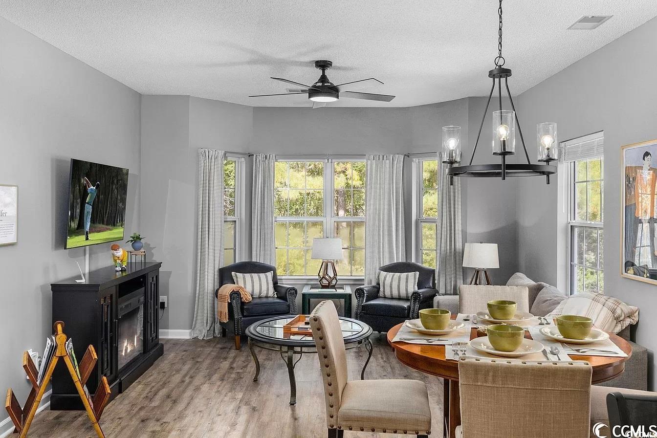 4525 Girvan Dr. Unit: D