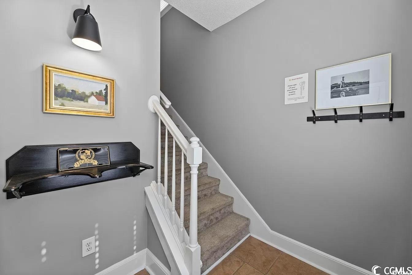 4525 Girvan Dr. Unit: D