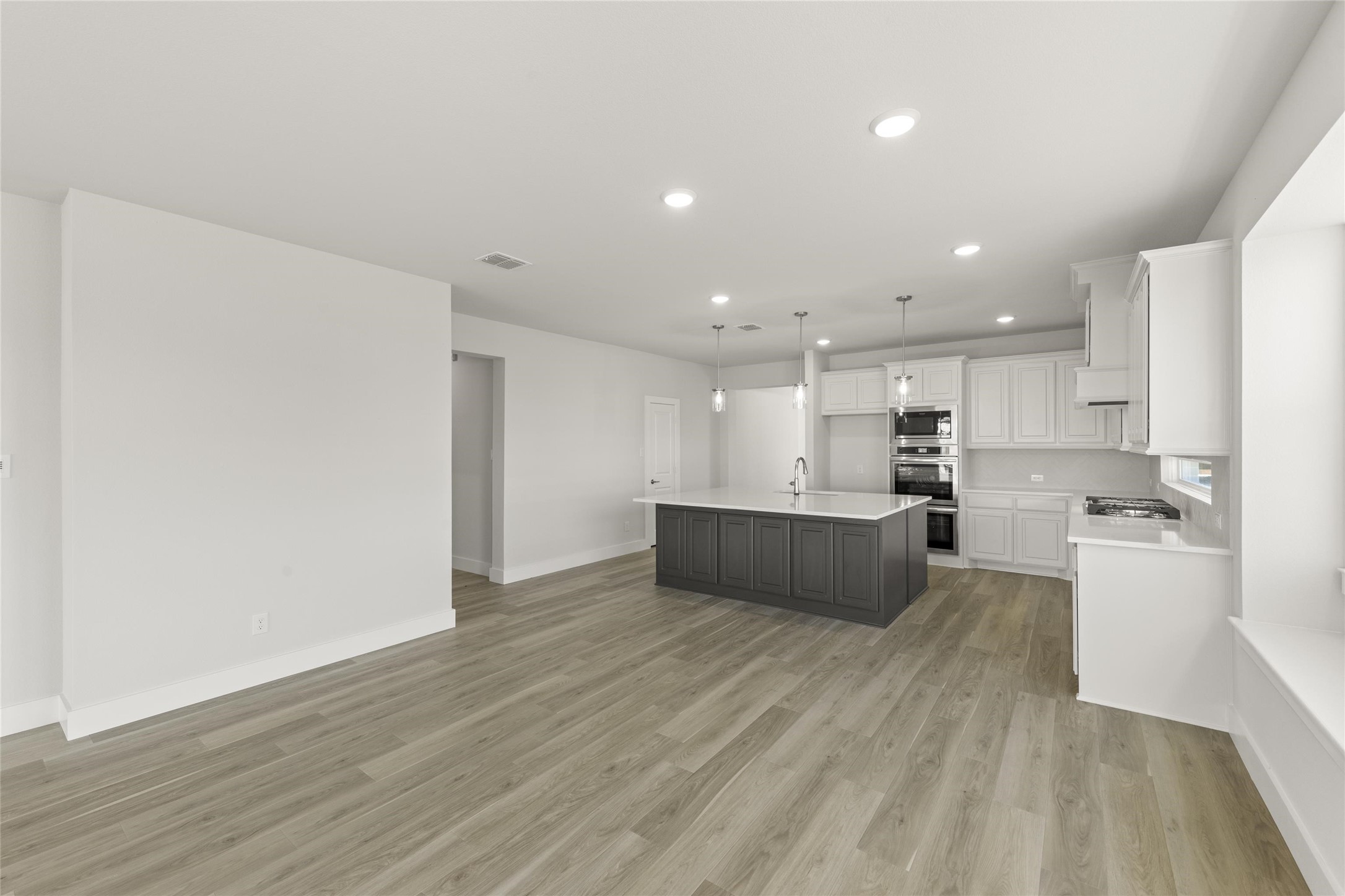 8611 Great Stone Trail