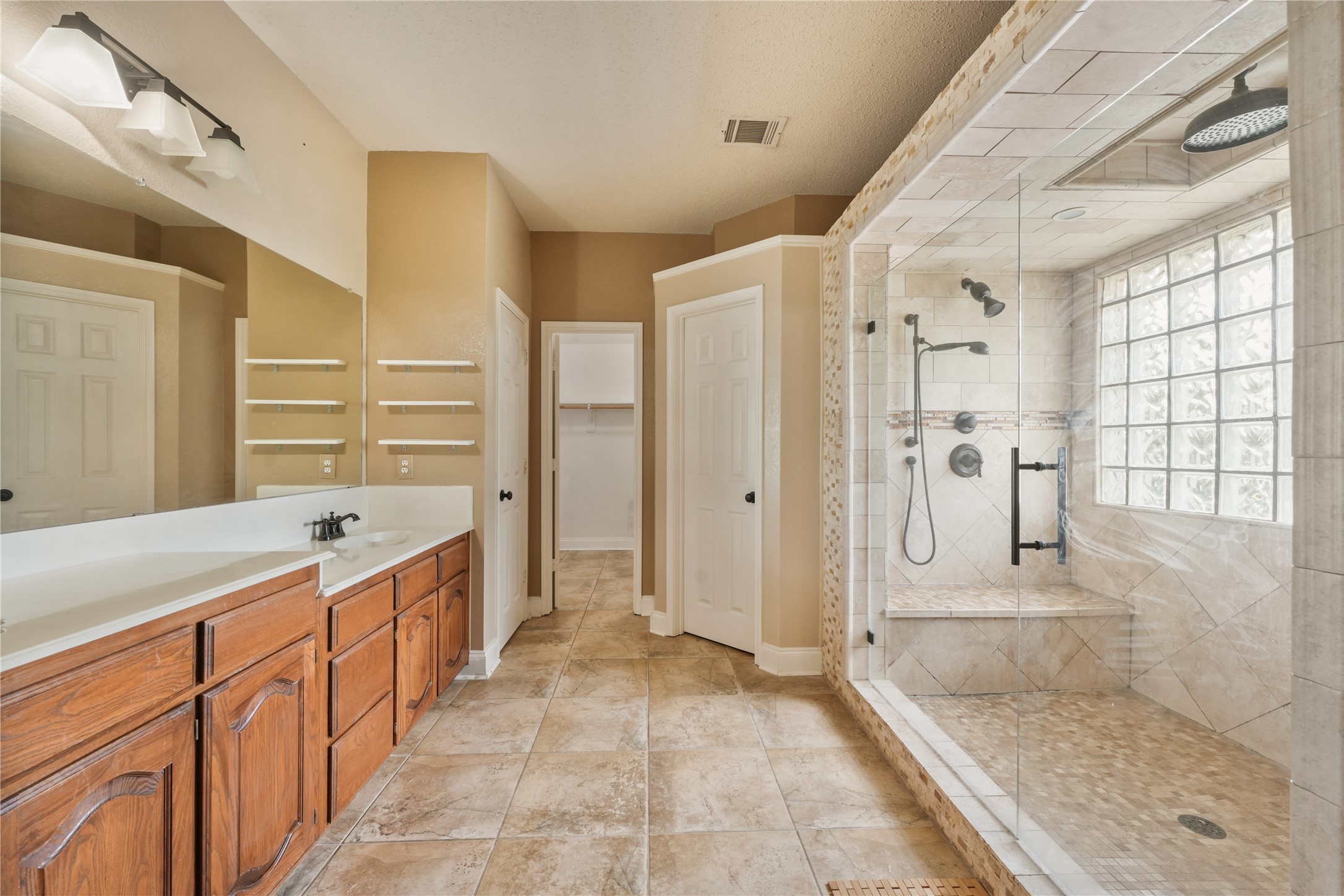 1903 Stonecrest Trail