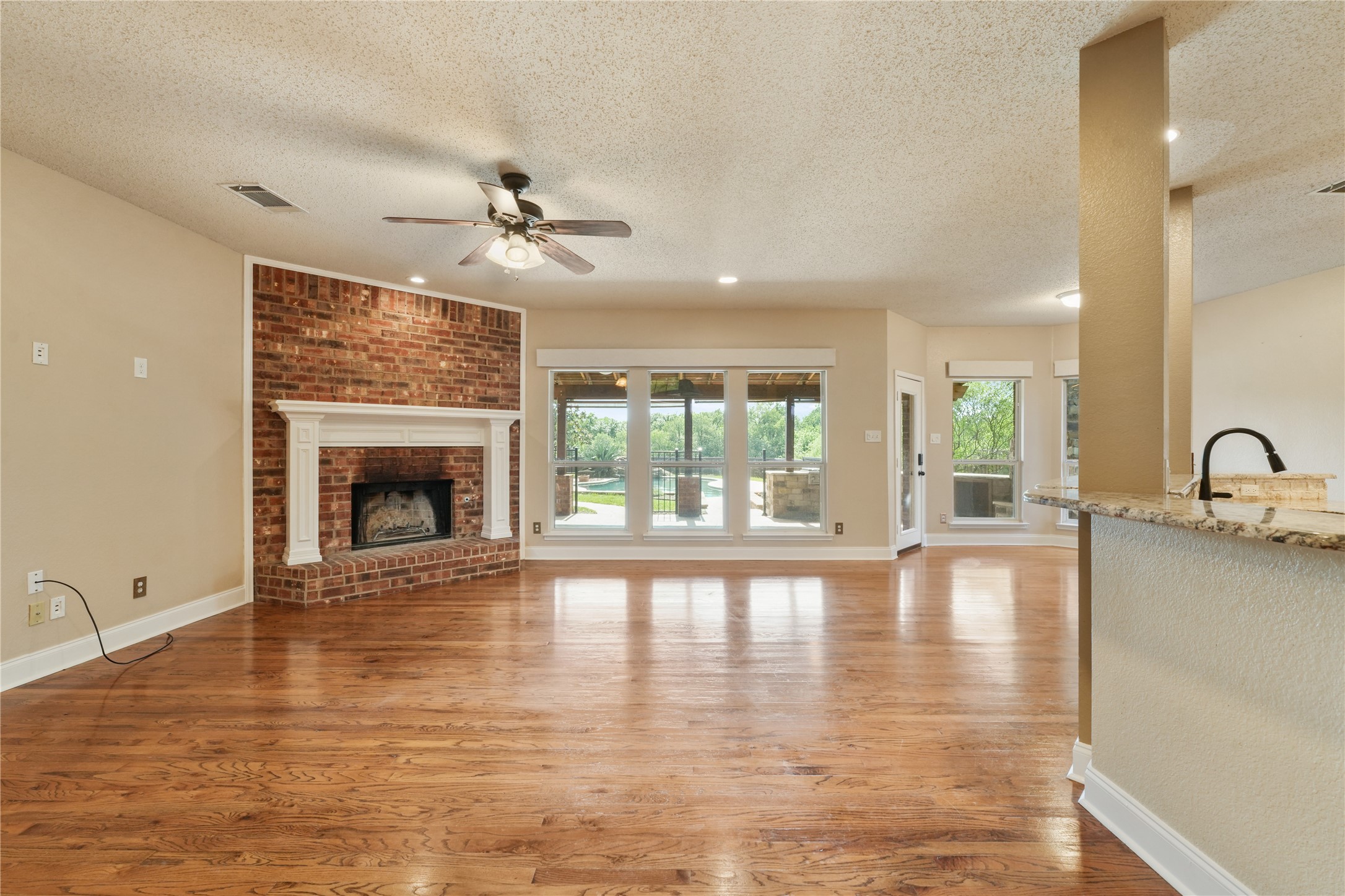 1903 Stonecrest Trail